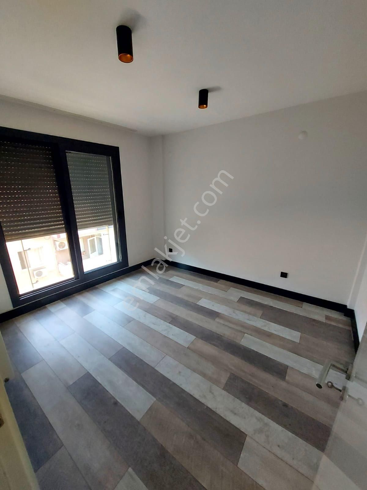 Balçova' Ekonomi Üni. Yakını Kiralık Daire - Görsel 4