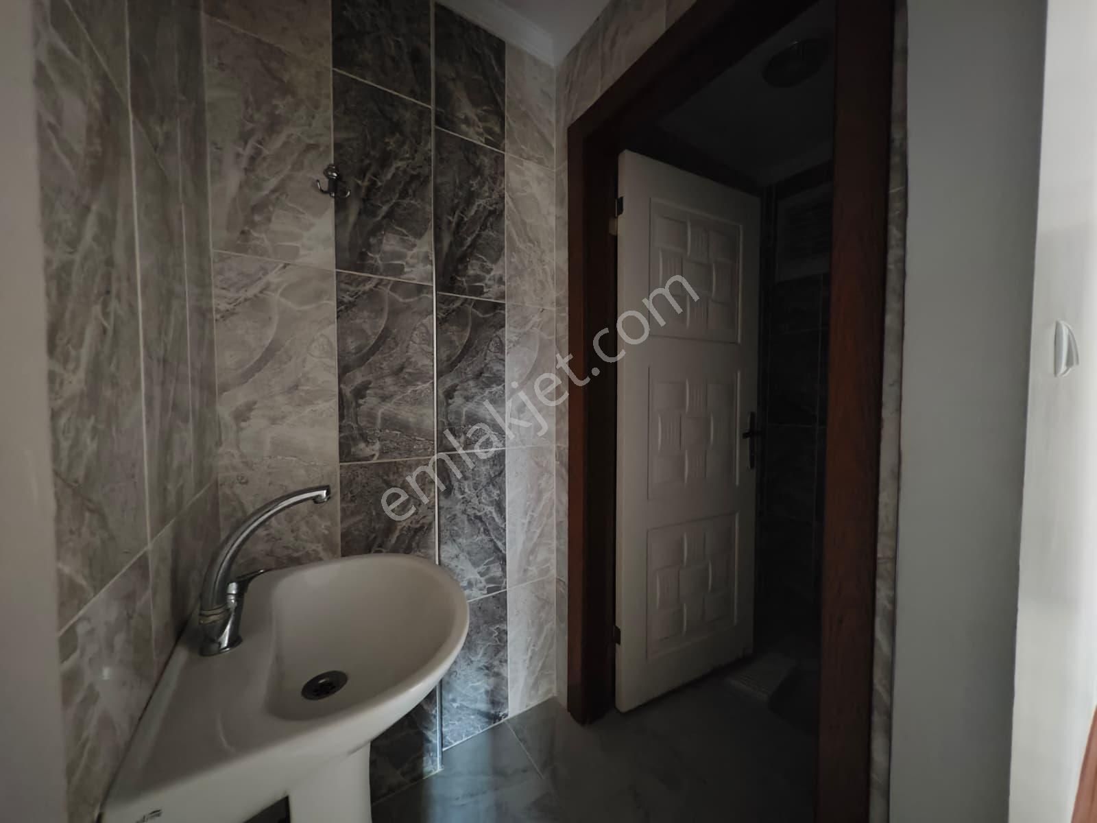 Hüseyingazi Göbek Dibi 3+1 Yapılı Asansörlü Satılık Daire !!! - Görsel 29
