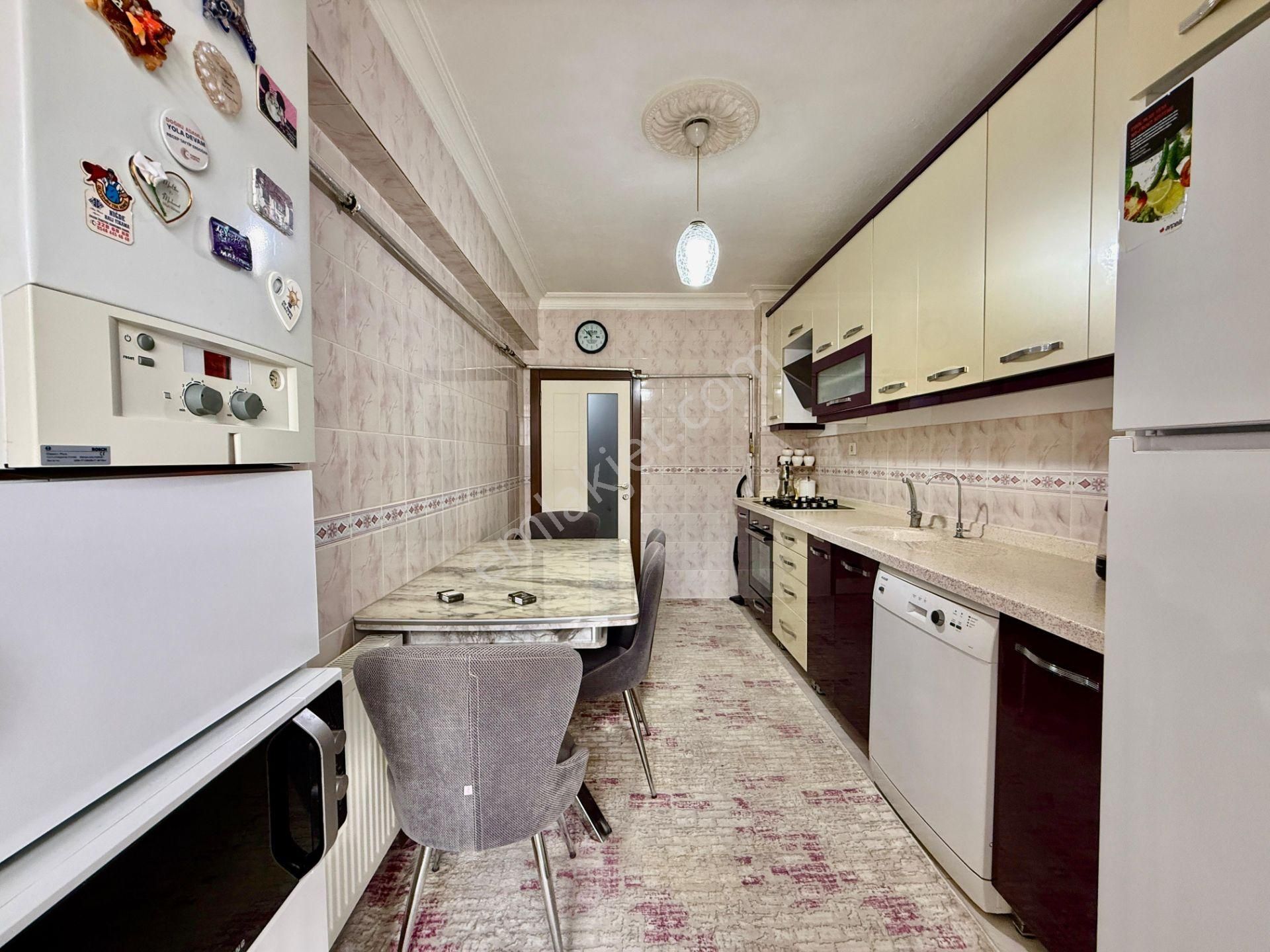 Pursaklar Mehmet Zengin Emlak'tan Merkezde Yapılı Masrafsız 3.kat 3+1 Daire - Görsel 6