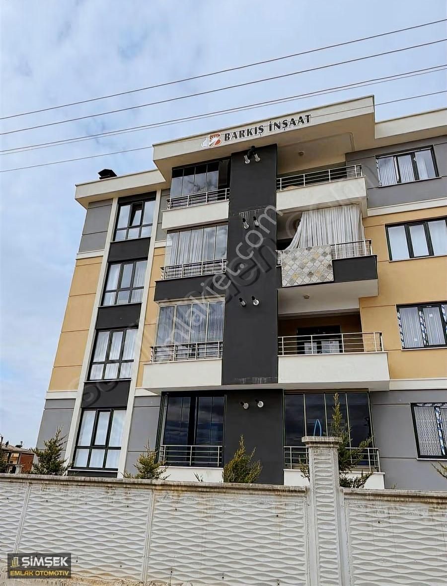 Şimşek Gayrimenkul Den 2+1 Satılık Daire - Görsel 2