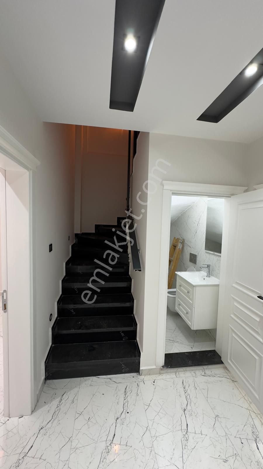 Didim Hisar Mah. 3+1 Ayrı Mutfaklı Ortak Havuzlu Ultra Lüx Villamız Satılıktır - Görsel 15