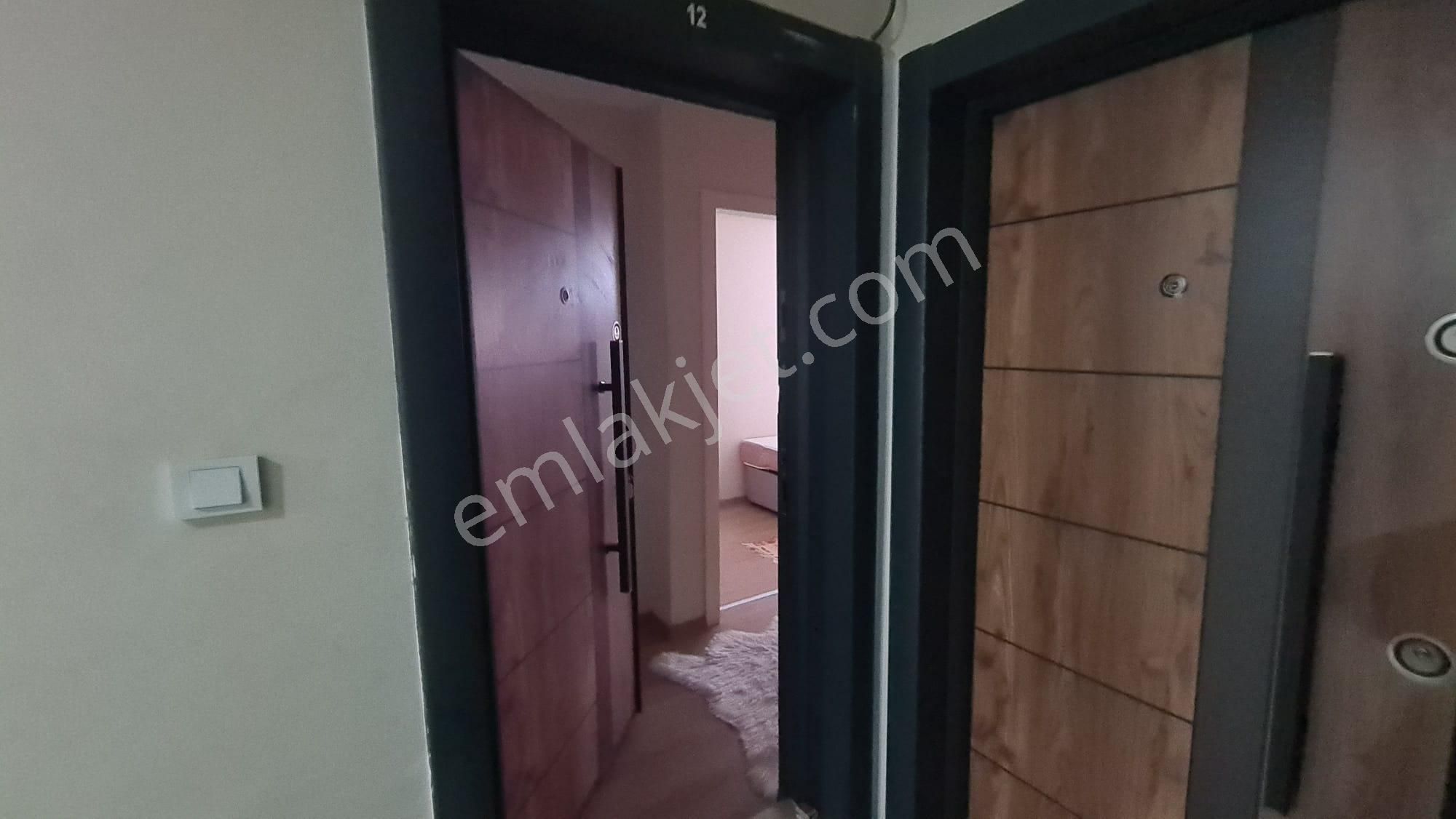 Antika Gayrimenkul'den İlçe Jandarma Arkası Eşyalı Kiralık Daire - Görsel 4