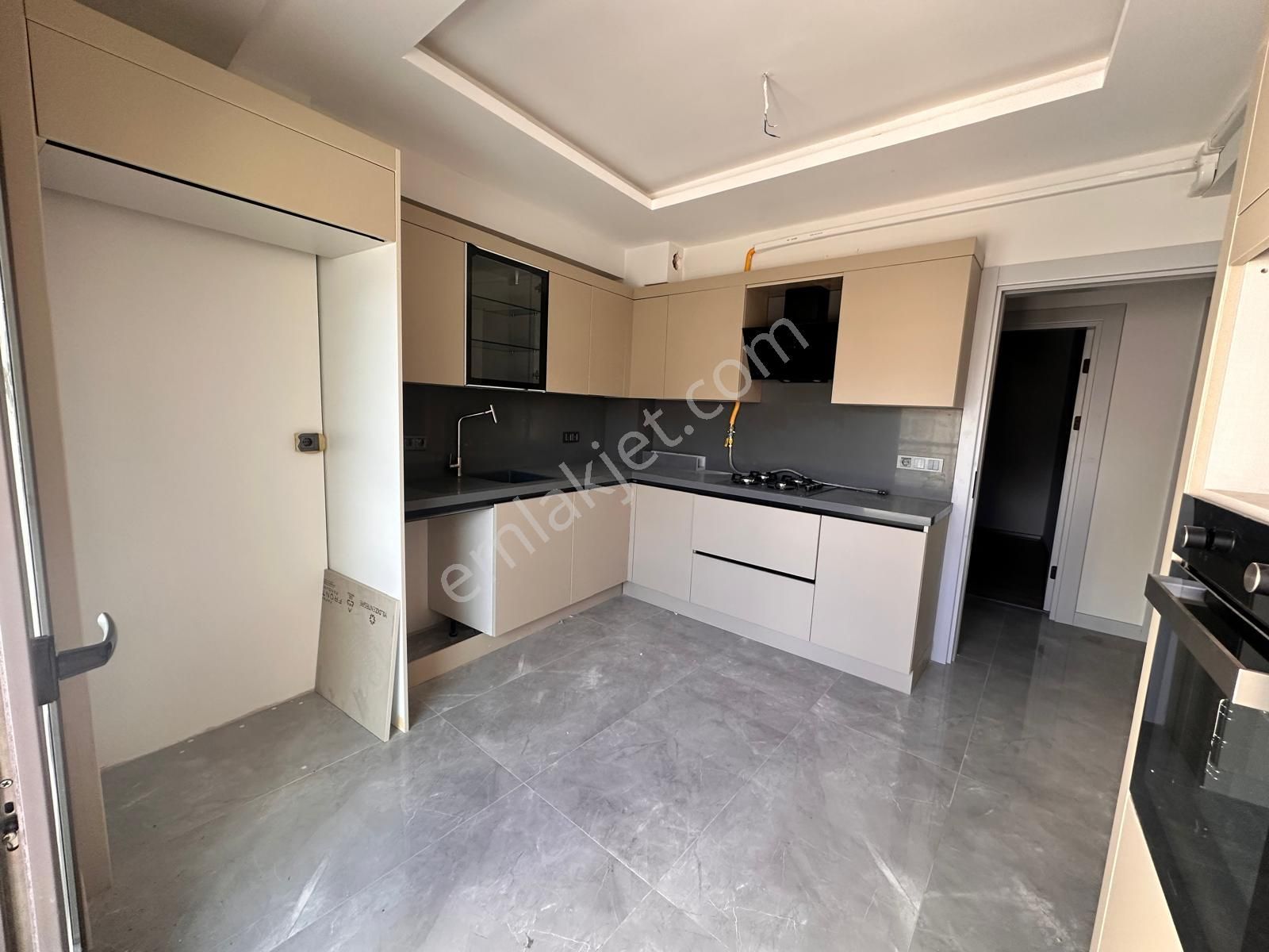 🏡sakarya Mahallesi 🏡 ✅3+1 120 M2 5 Katlının 2 Katı ❇️sıfır Full Özelikli Kapalı Mutfak