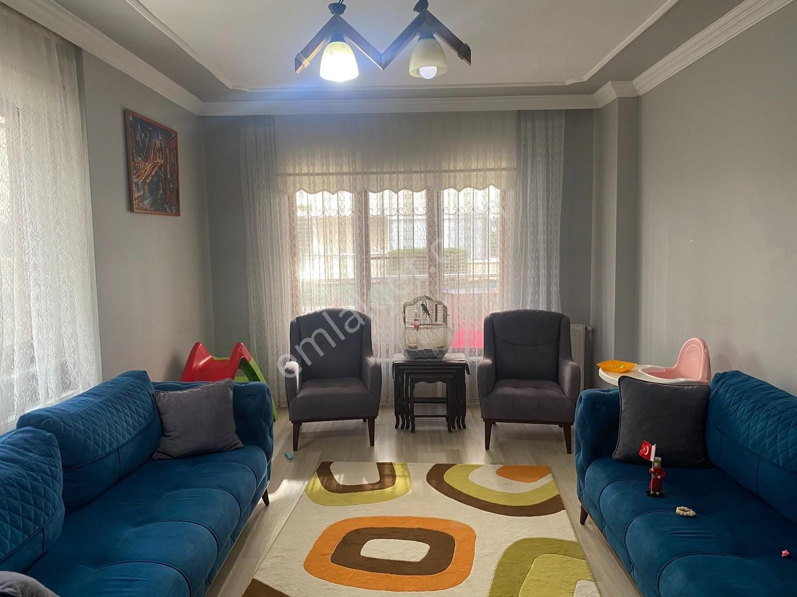 Gaziosmanpaşada Yalova Merkezde Kullanışlı 2+1 Satılık Daire
