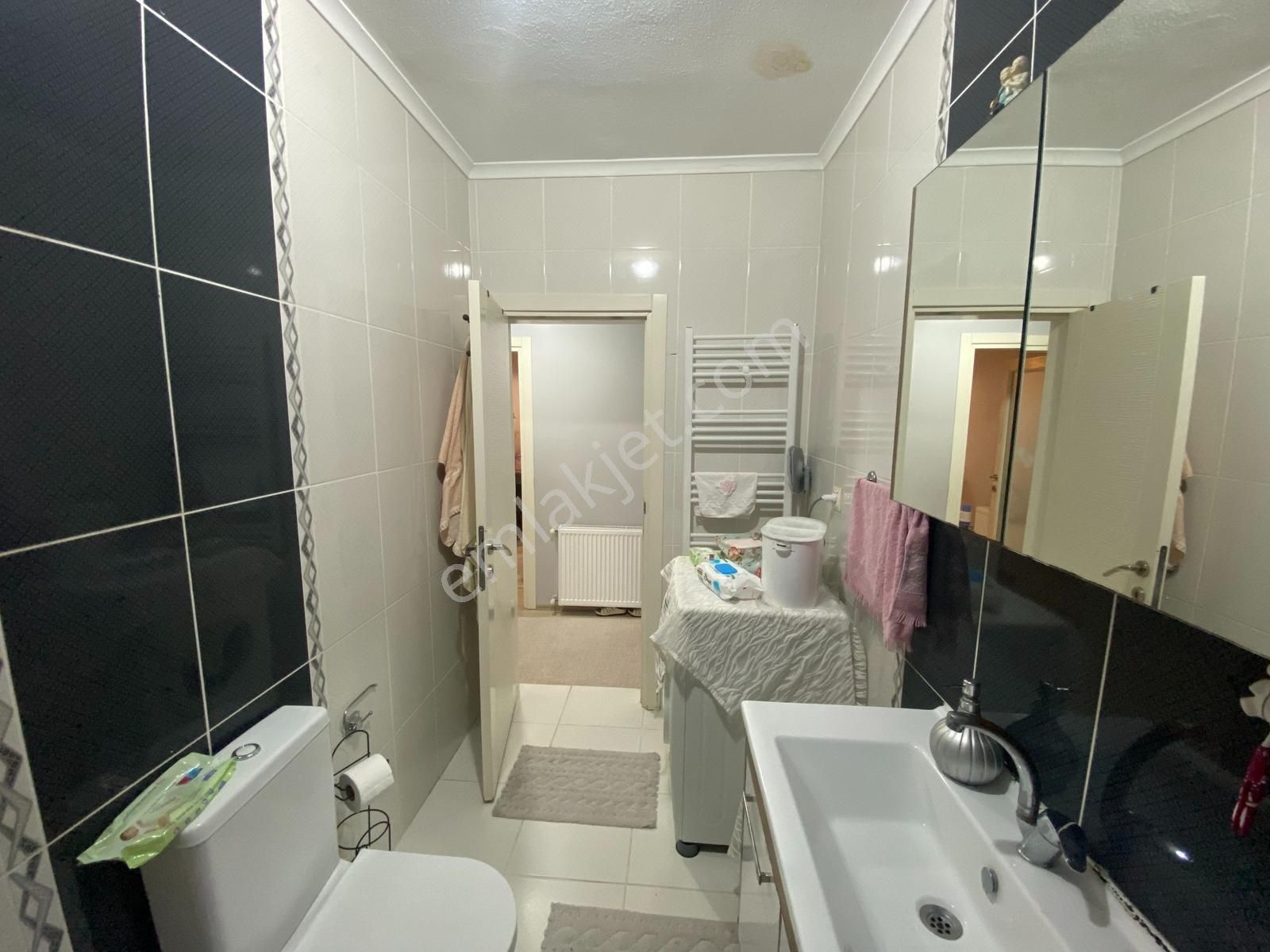 Gaziosmanpaşada Yalova Merkezde Kullanışlı 2+1 Satılık Daire - Görsel 16