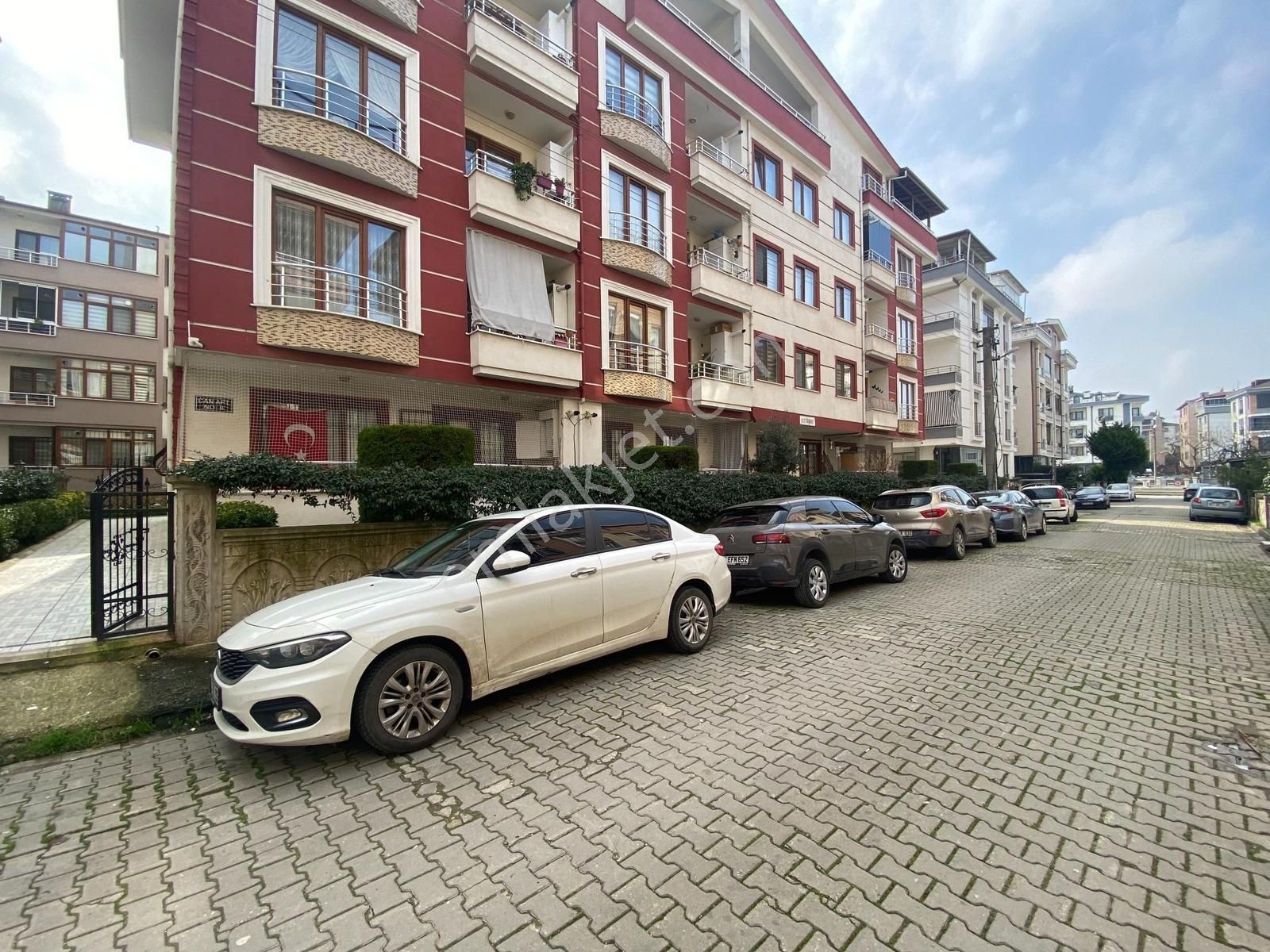 Gaziosmanpaşada Yalova Merkezde Kullanışlı 2+1 Satılık Daire - Görsel 21