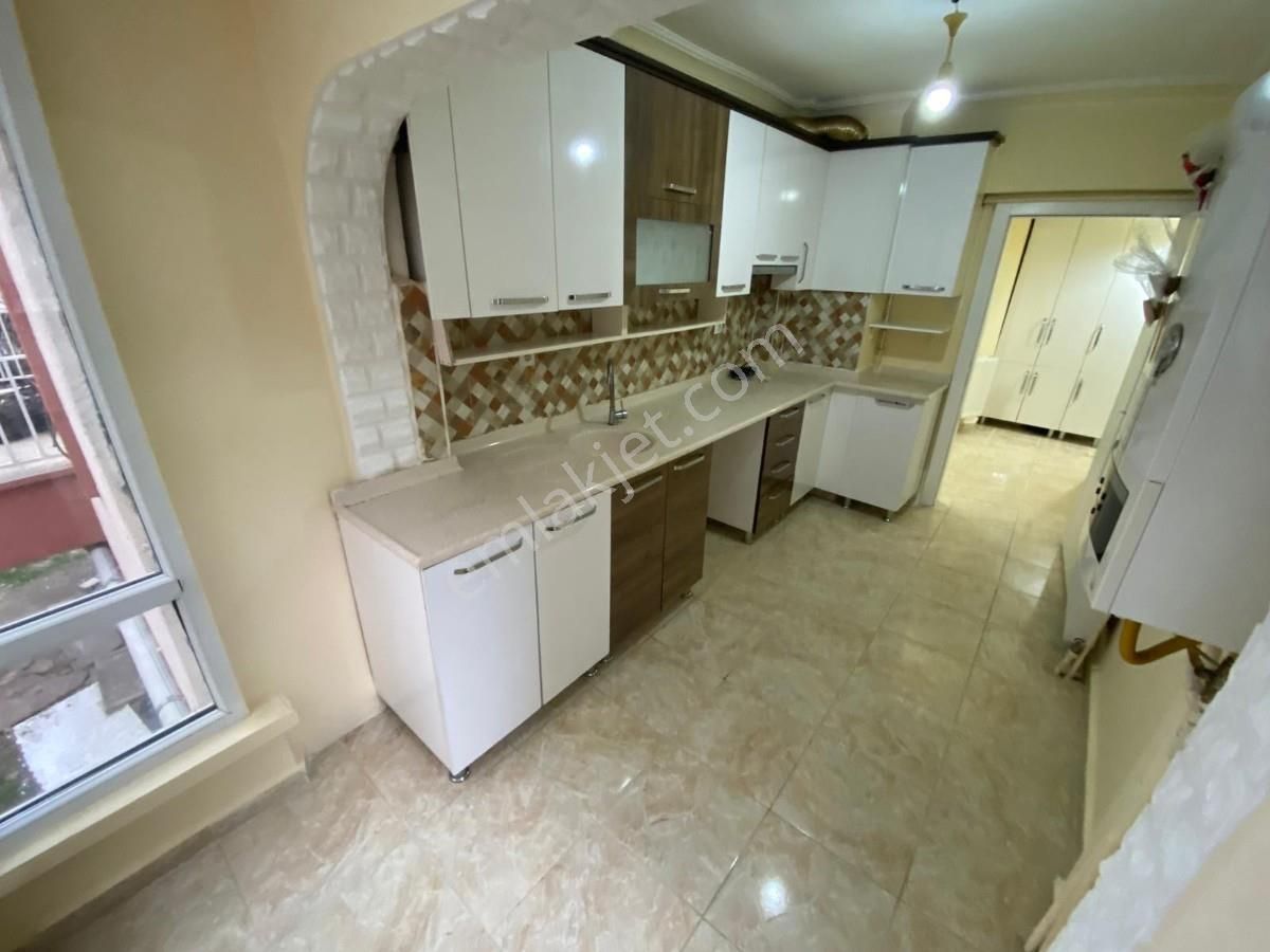 Sincan Plevne Mah 3+1 Yapılı Masrafsız 40m2 Depolu Daire - Görsel 2