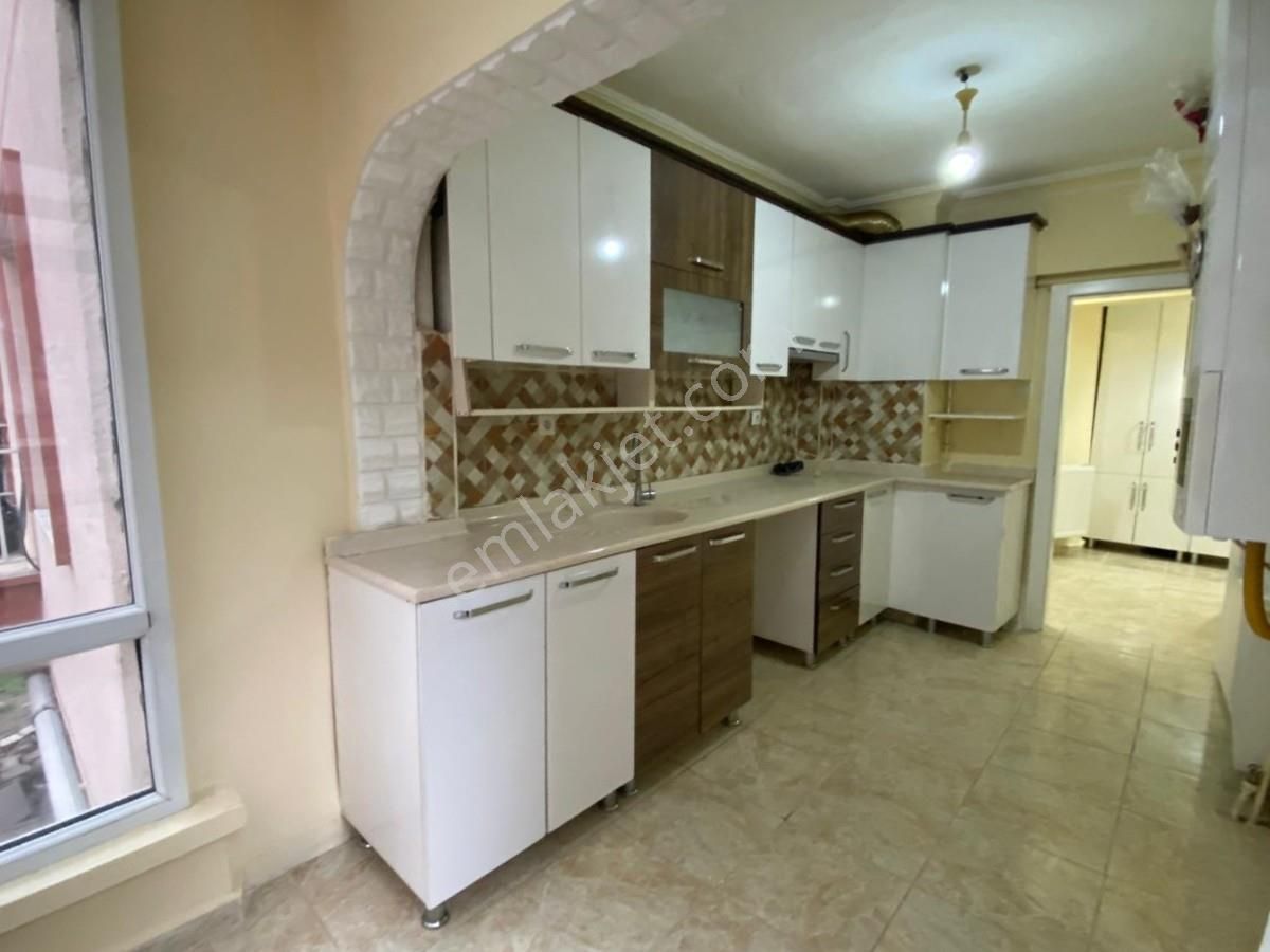 Sincan Plevne Mah 3+1 Yapılı Masrafsız 40m2 Depolu Daire - Görsel 4