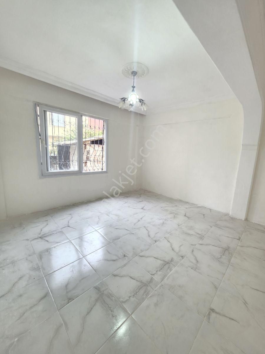 Gündoğdu Mahallesi'nde 2 Katlı 2+1 155m² Arsa İçerisinde Bahçel - Görsel 31