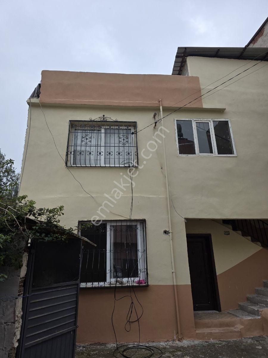 Gündoğdu Mahallesi'nde 2 Katlı 2+1 155m² Arsa İçerisinde Bahçel - Görsel 8