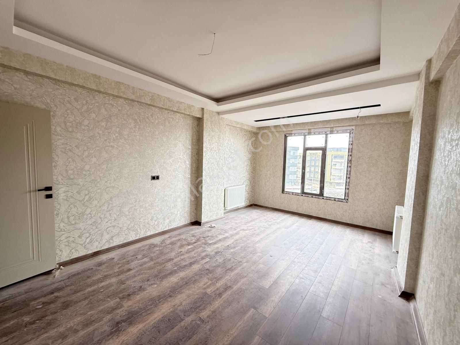 Cadde Seyran Emlaktan Satılık 2+1 Sıfır Daire