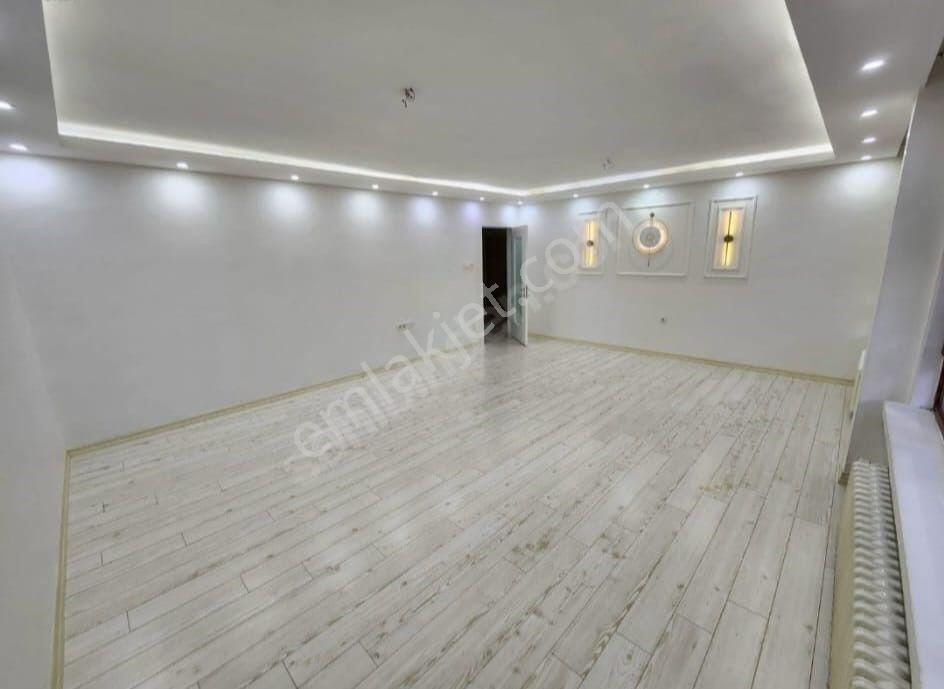 Aşağı Eğlence Mah Yakını 2+1 Full Yapılı Kat Konumunda Satılık Daire - Görsel 4