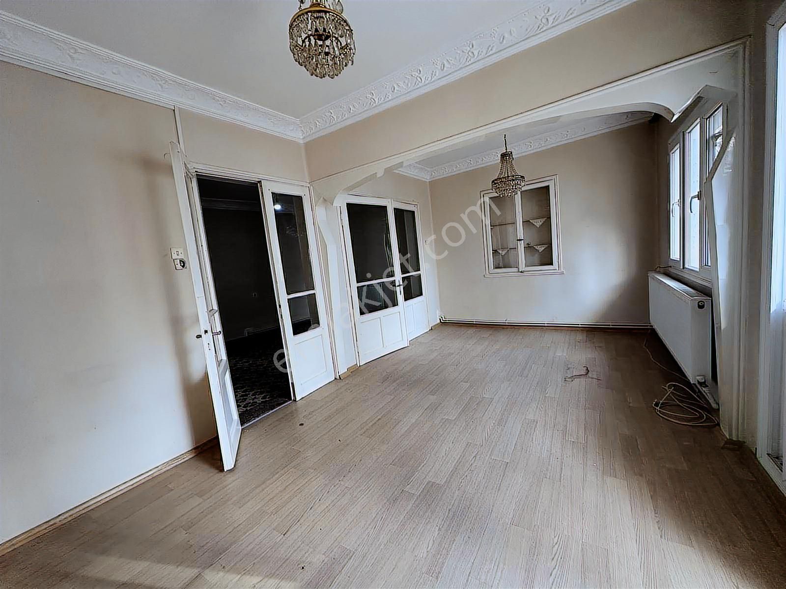 Konak Atilla Mah. Satılık 2+1 Daire - Görsel 11