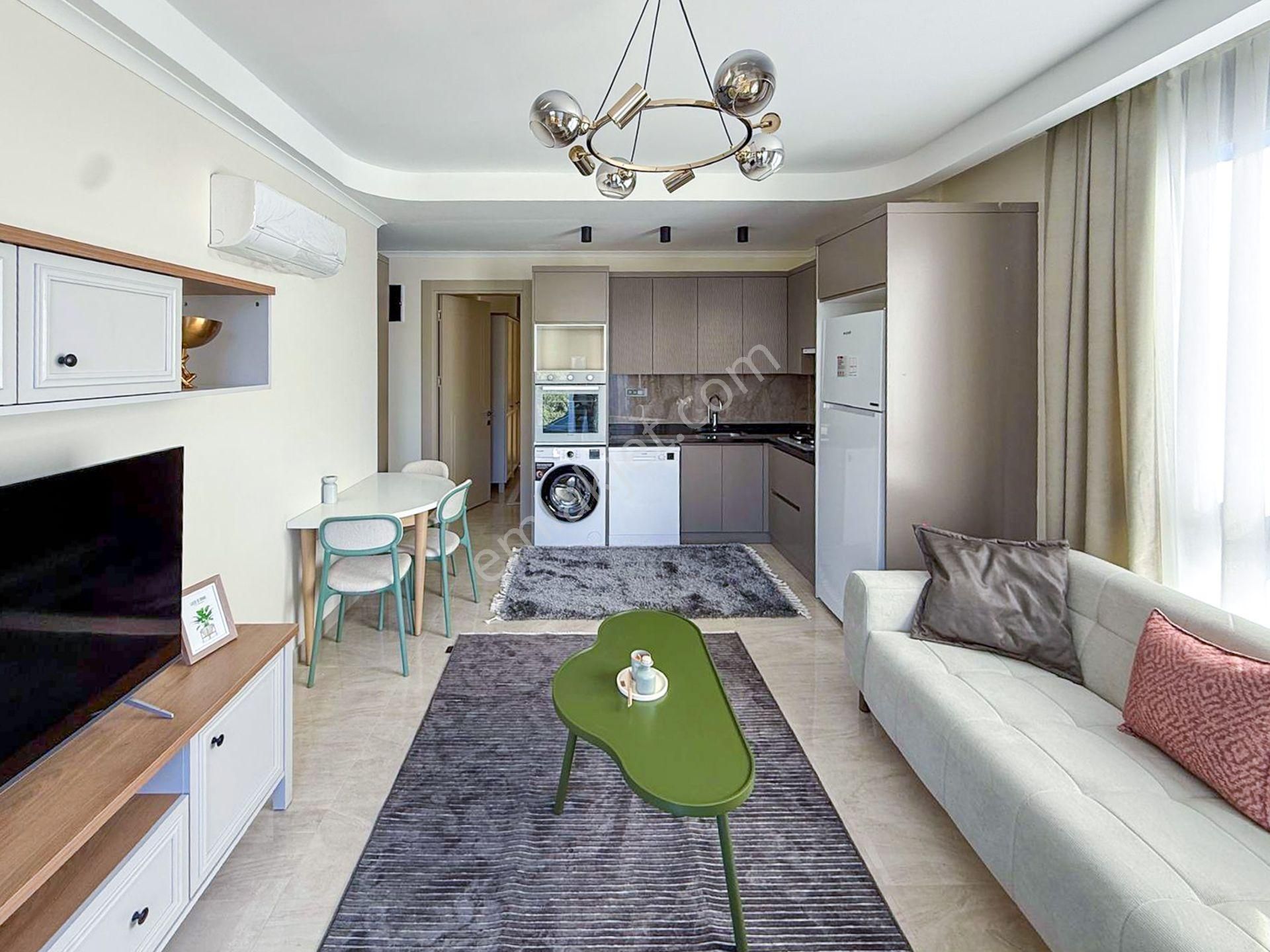 Cikcilli'de Yeni Sitede Manzaralı Ve Full Eşyalı 1+1 Daire - Görsel 4