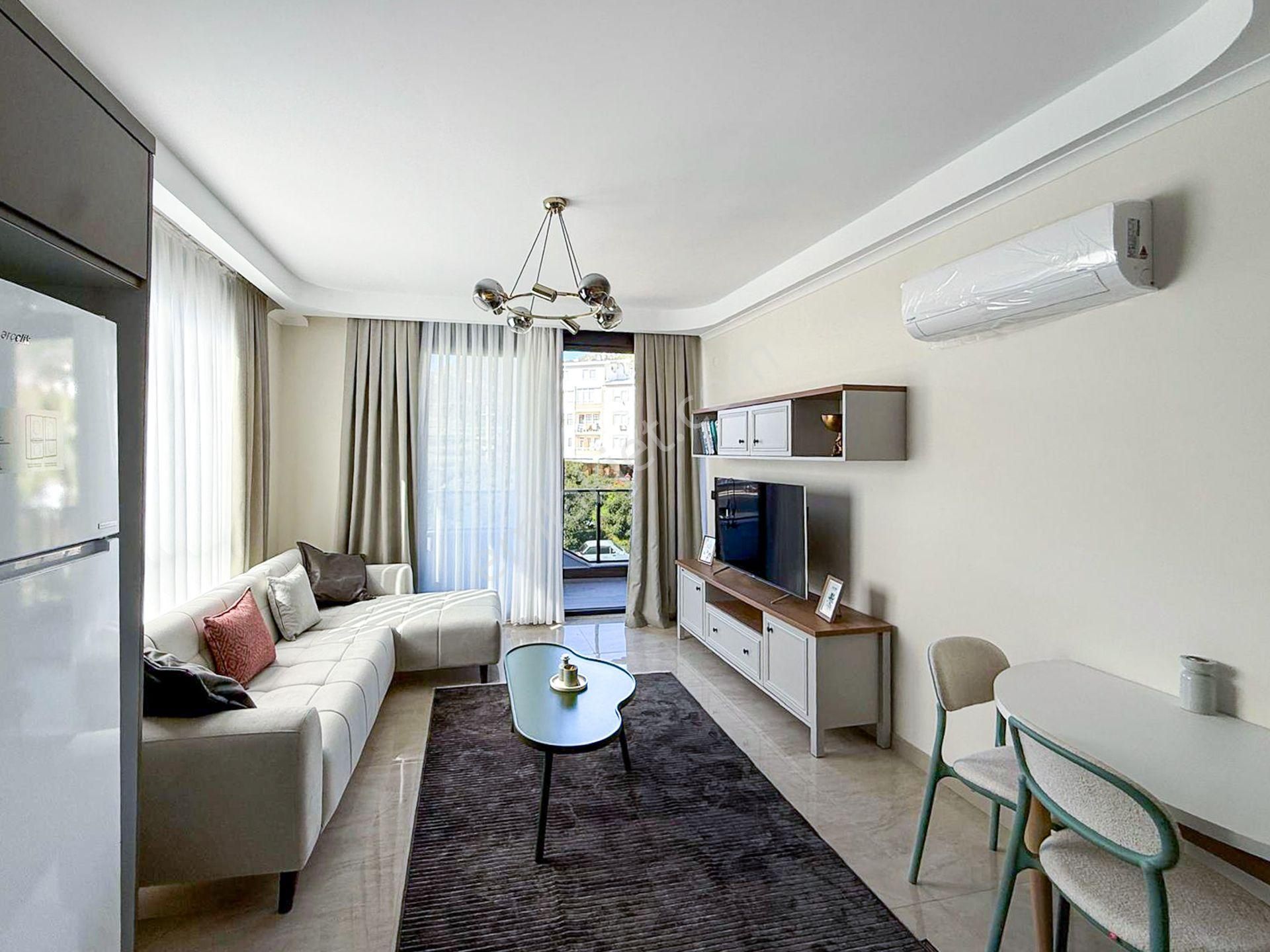 Cikcilli'de Yeni Sitede Manzaralı Ve Full Eşyalı 1+1 Daire - Görsel 5