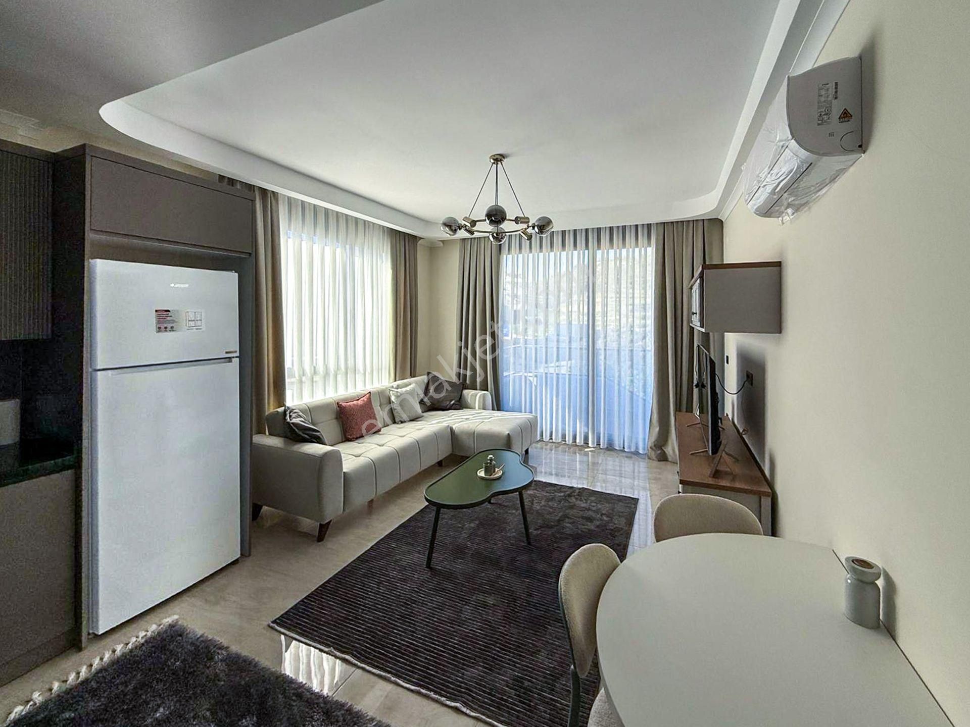 Cikcilli'de Yeni Sitede Manzaralı Ve Full Eşyalı 1+1 Daire - Görsel 7