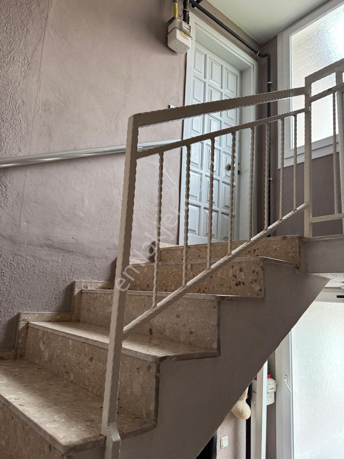 Karabağlar Uğurmumcu Mah Satılık 2.350.000 - Görsel 2