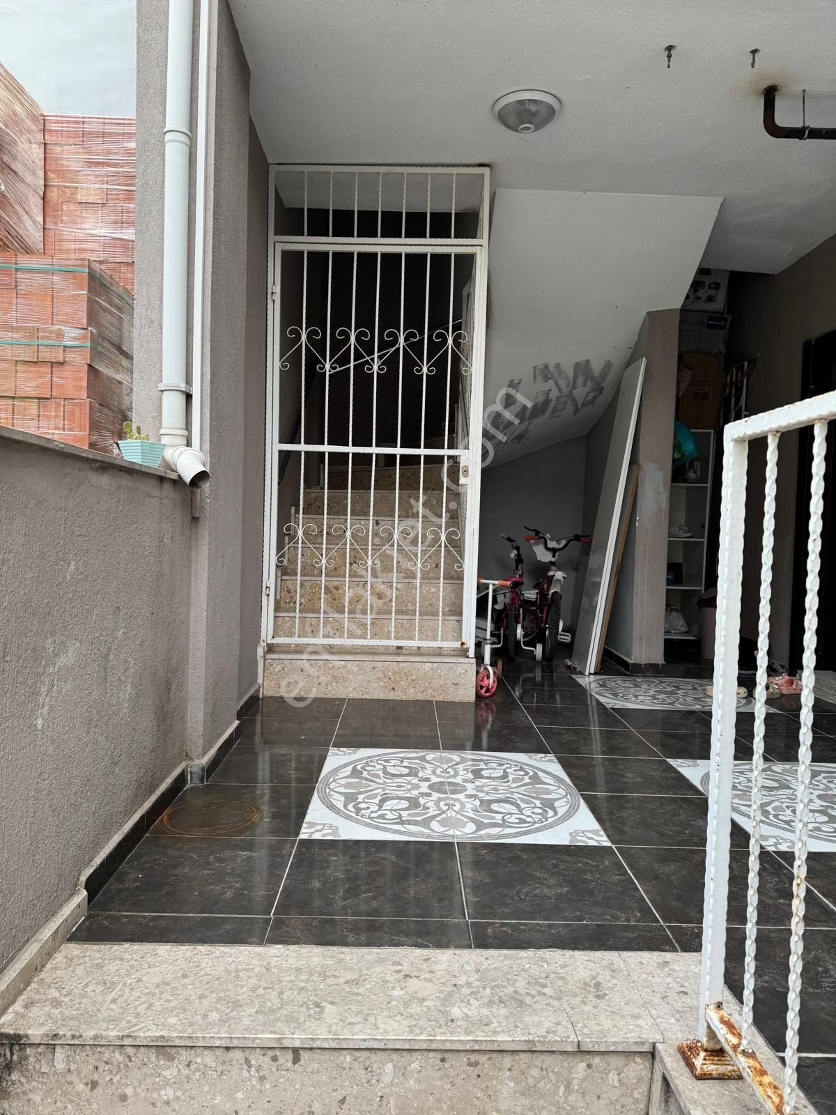 Karabağlar Uğurmumcu Mah Satılık 2.350.000 - Görsel 3