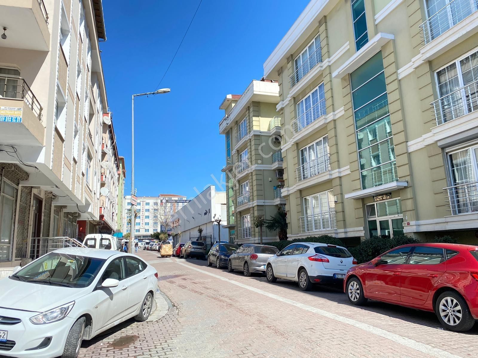 Avcılar Denizköşkler Mah. Öğrenci Ve Çalışana Eşyalı Apart Oda - Görsel 33