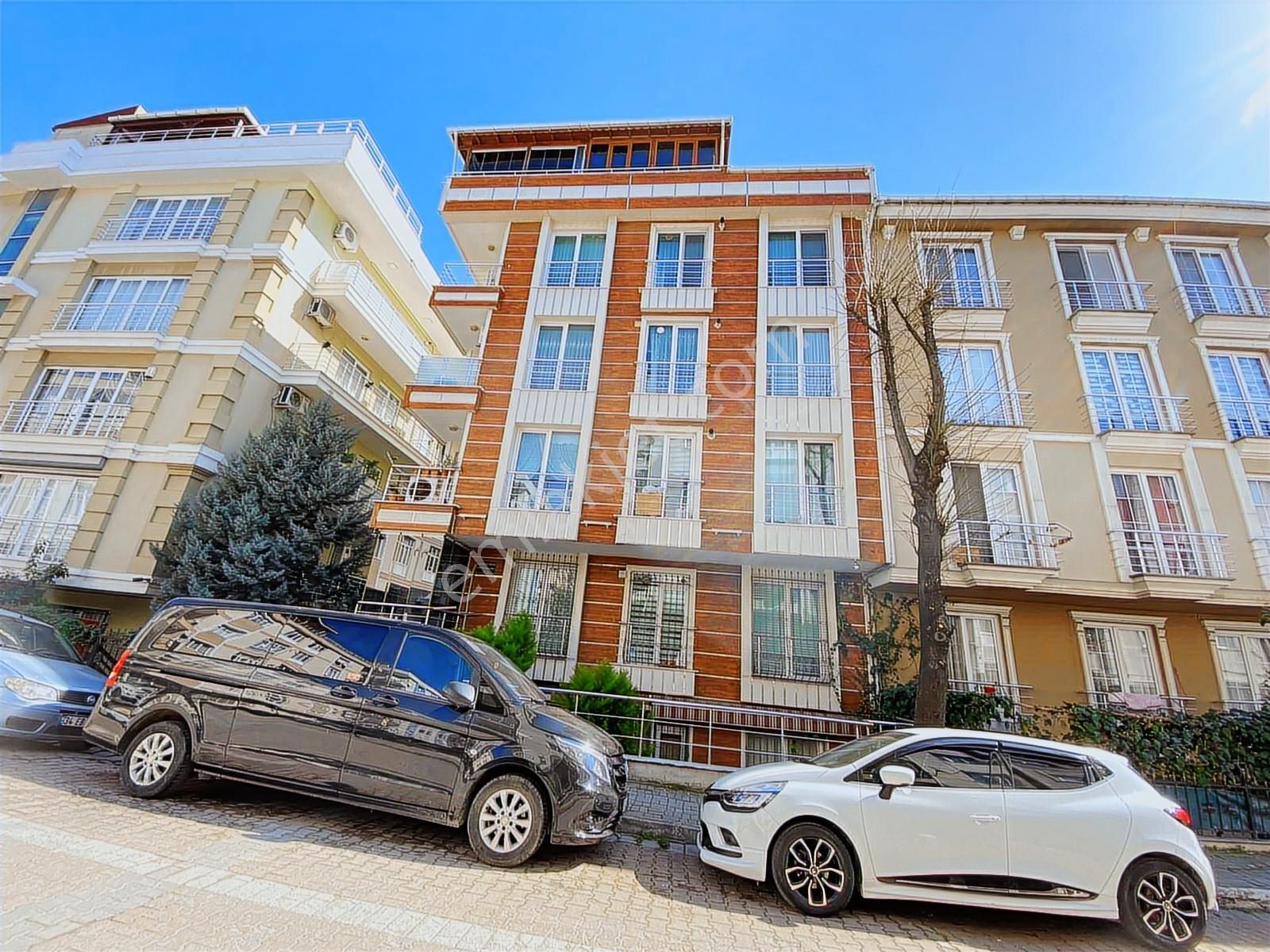 Avcılar Denizköşkler Mah. Öğrenci Ve Çalışana Eşyalı Apart Oda - Görsel 27