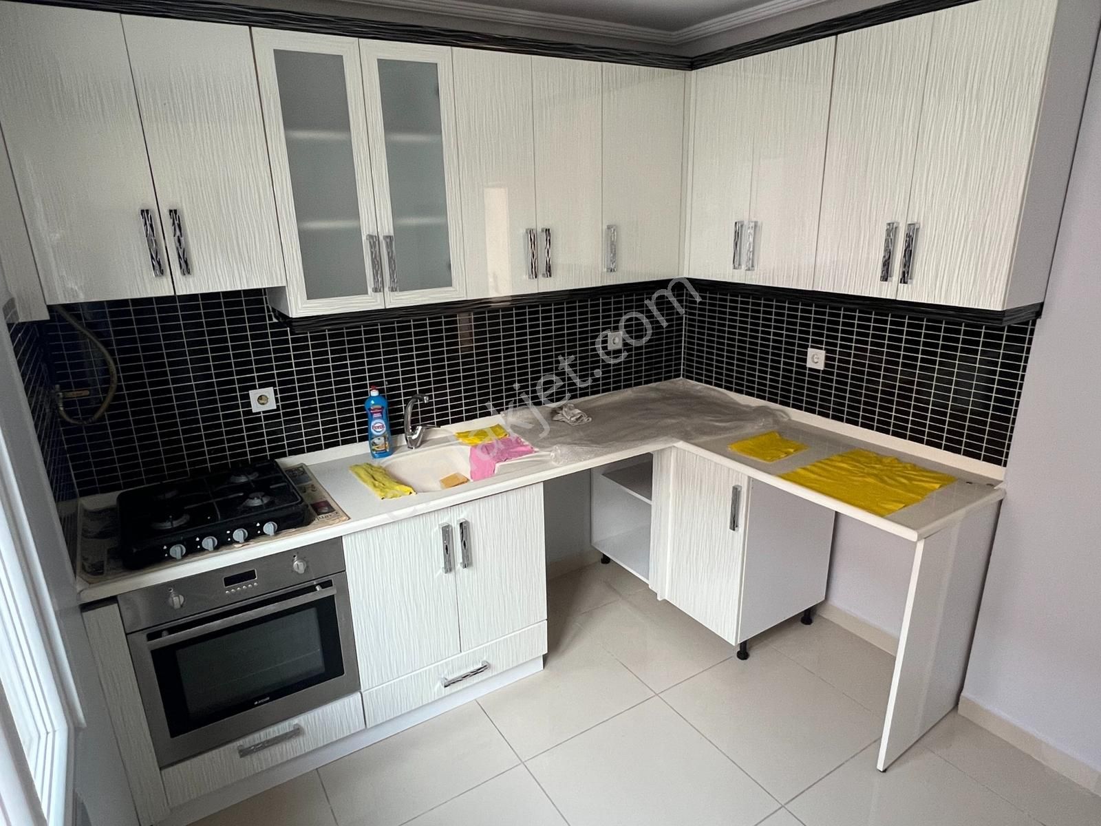 Pegaas'tan Üniv. Mah. Metrobüse 3dk Ön Cephe 4+1 Satılık Dubleks - Görsel 11