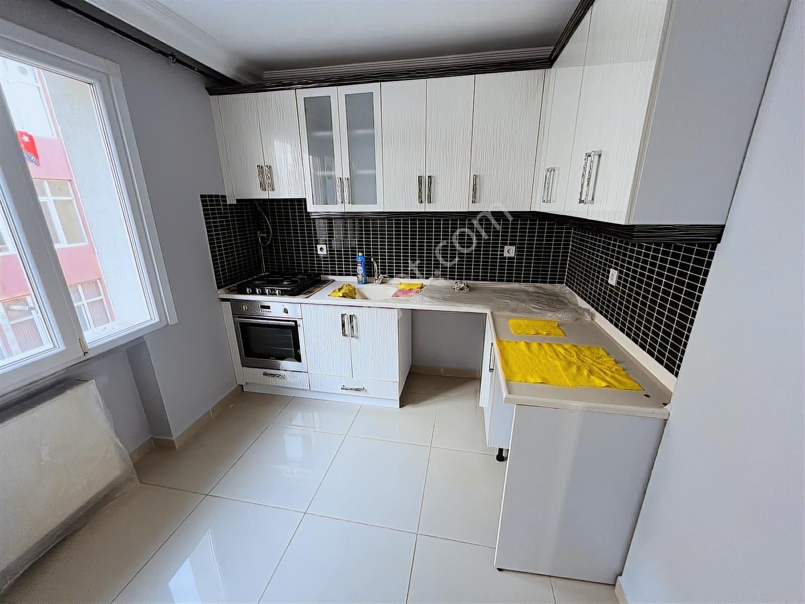 Pegaas'tan Üniv. Mah. Metrobüse 3dk Ön Cephe 4+1 Satılık Dubleks - Görsel 15