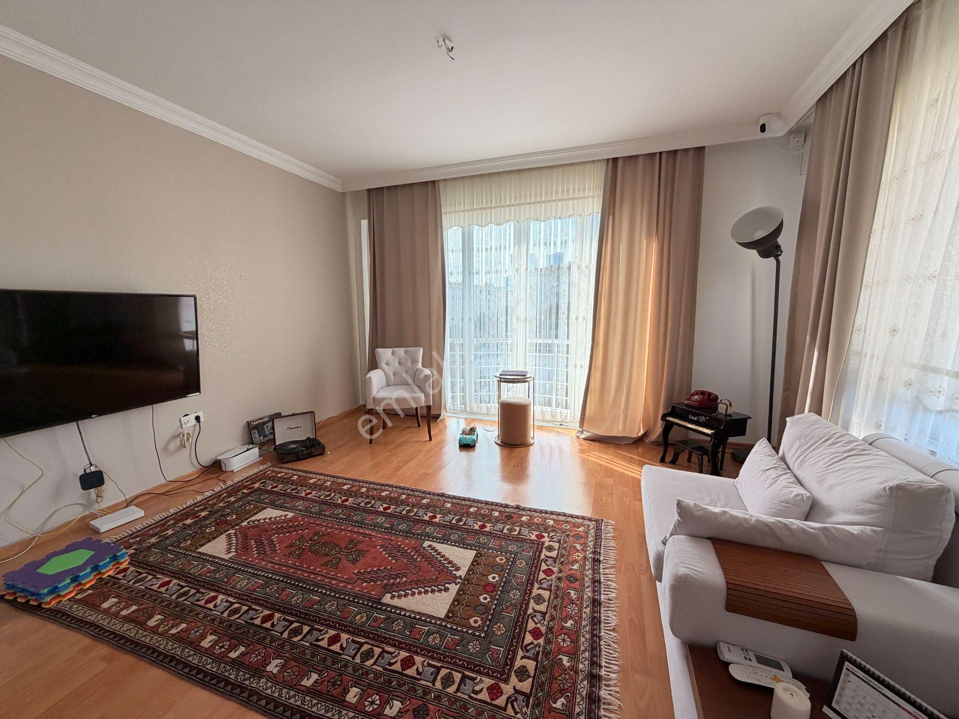 Ümraniye Çamlık Mah Çift Balkonlu 3+1 Kiralık Daire Geniş - Görsel 10