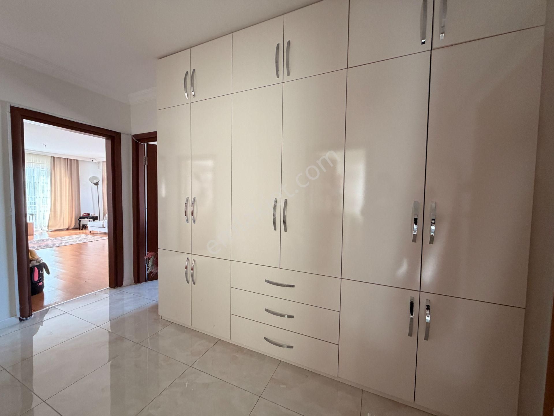 Ümraniye Çamlık Mah Çift Balkonlu 3+1 Kiralık Daire Geniş - Görsel 9