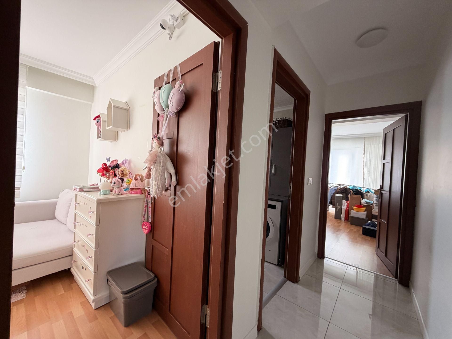 Ümraniye Çamlık Mah Çift Balkonlu 3+1 Kiralık Daire Geniş - Görsel 24