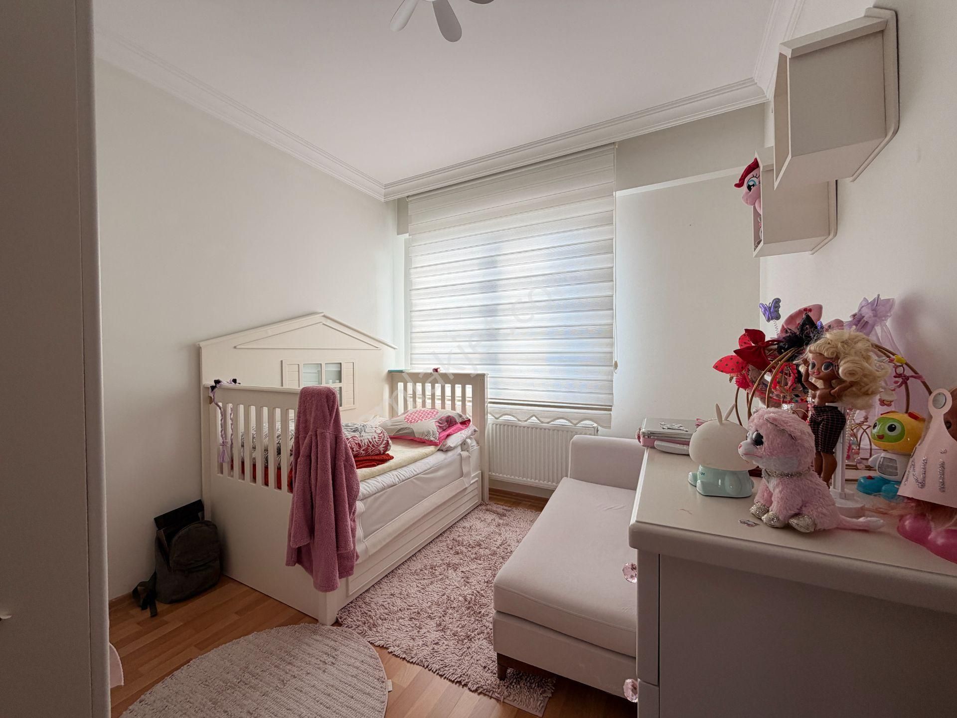 Ümraniye Çamlık Mah Çift Balkonlu 3+1 Kiralık Daire Geniş - Görsel 25