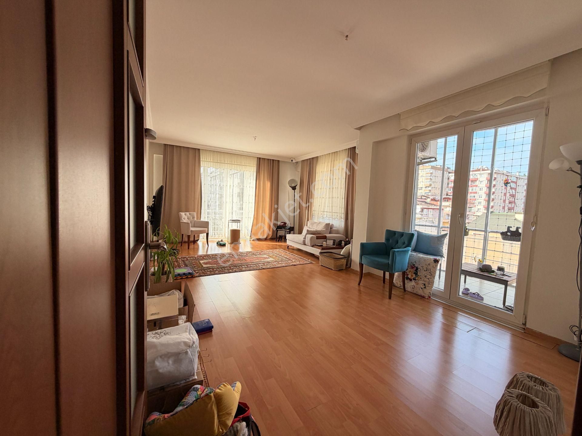 Ümraniye Çamlık Mah Çift Balkonlu 3+1 Kiralık Daire Geniş - Görsel 14