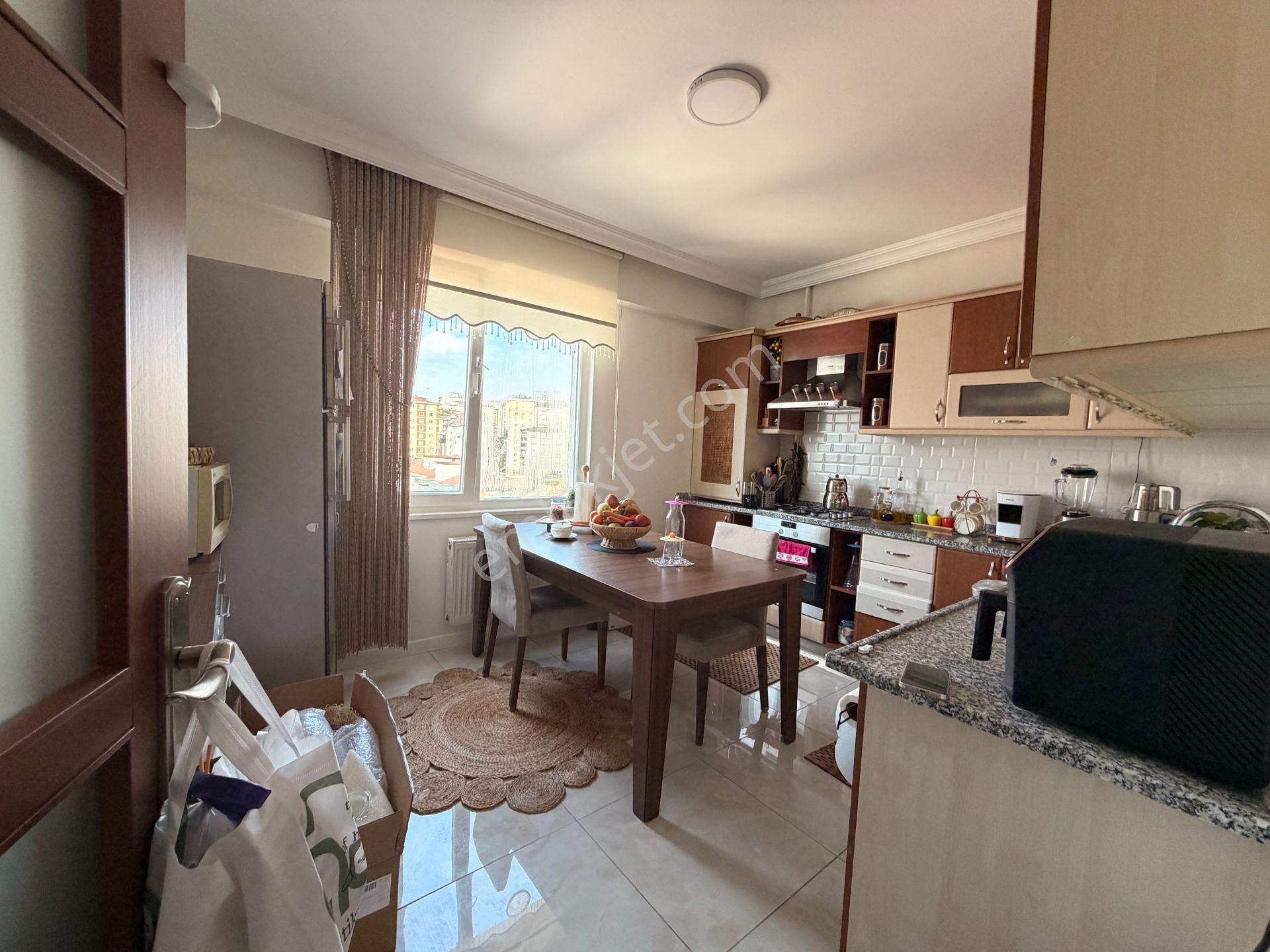 Ümraniye Çamlık Mah Çift Balkonlu 3+1 Kiralık Daire Geniş - Görsel 21