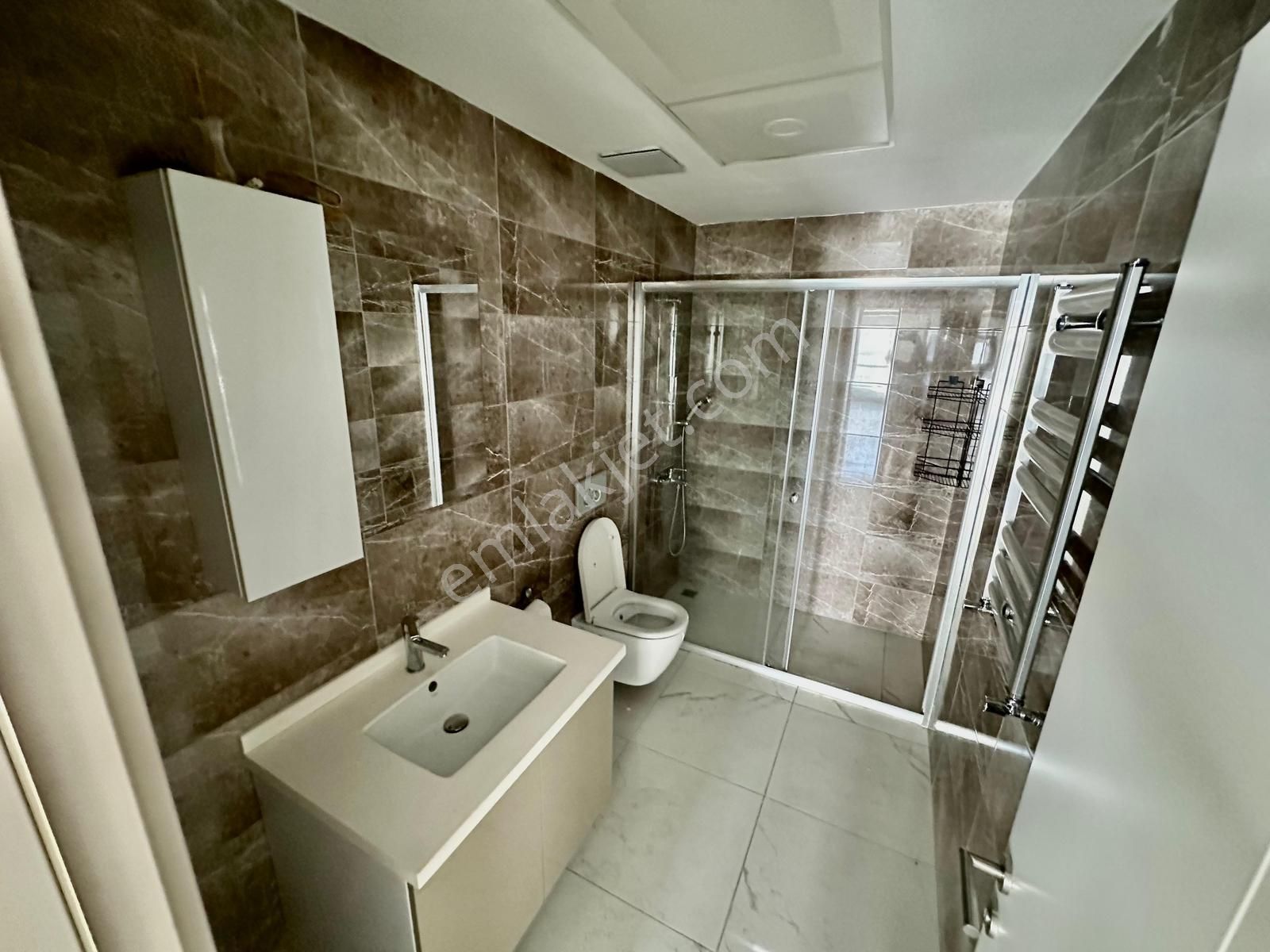 Pegaas'tan Gölkent Evlerinde 4+1 Ara Kat Kiralık Daire - Görsel 9