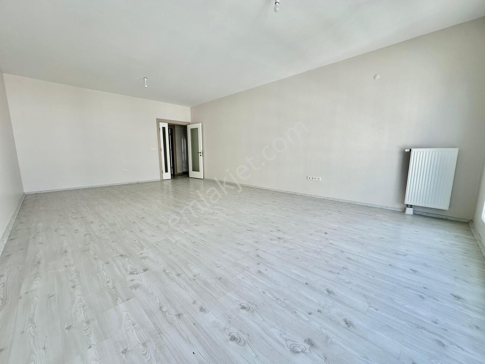 Pegaas'tan Gölkent Evlerinde 4+1 Ara Kat Kiralık Daire - Görsel 18