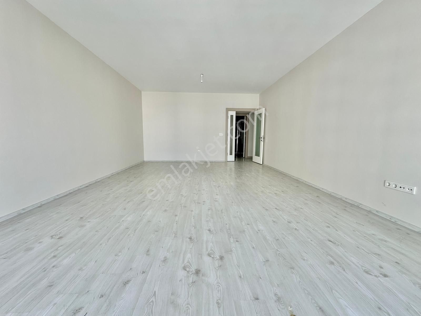 Pegaas'tan Gölkent Evlerinde 4+1 Ara Kat Kiralık Daire - Görsel 19