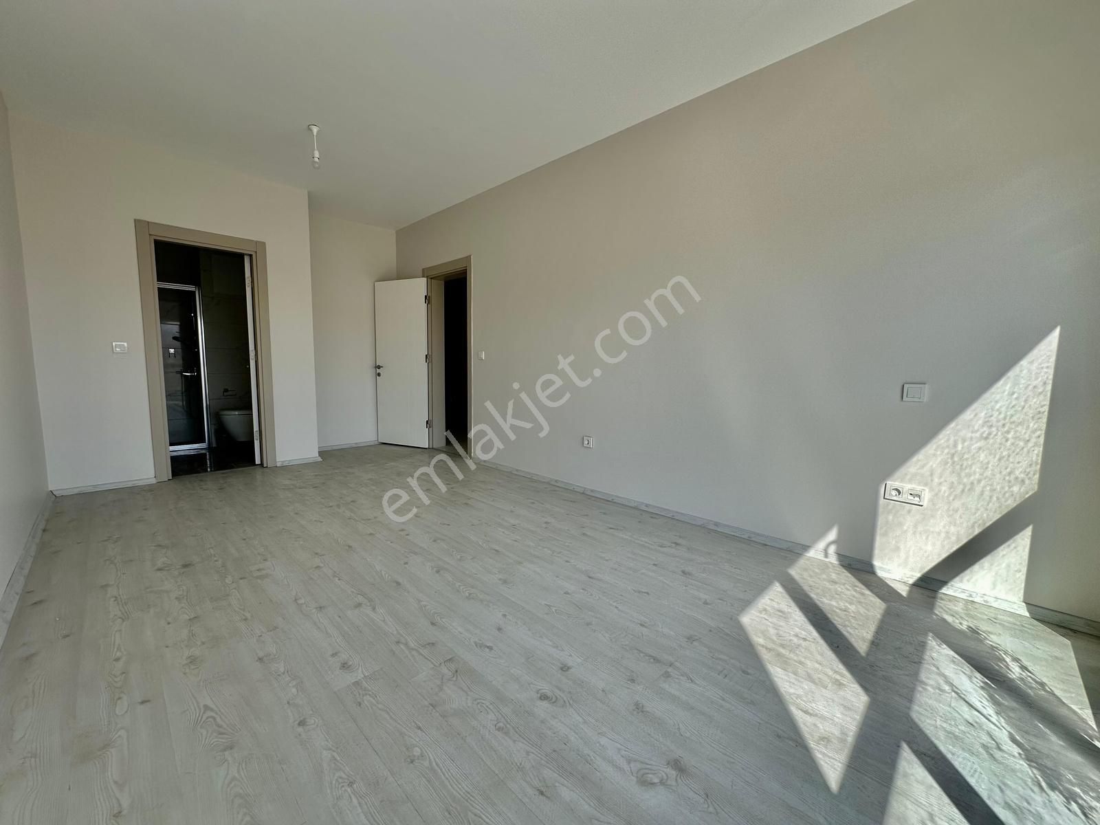 Pegaas'tan Gölkent Evlerinde 4+1 Ara Kat Kiralık Daire - Görsel 23