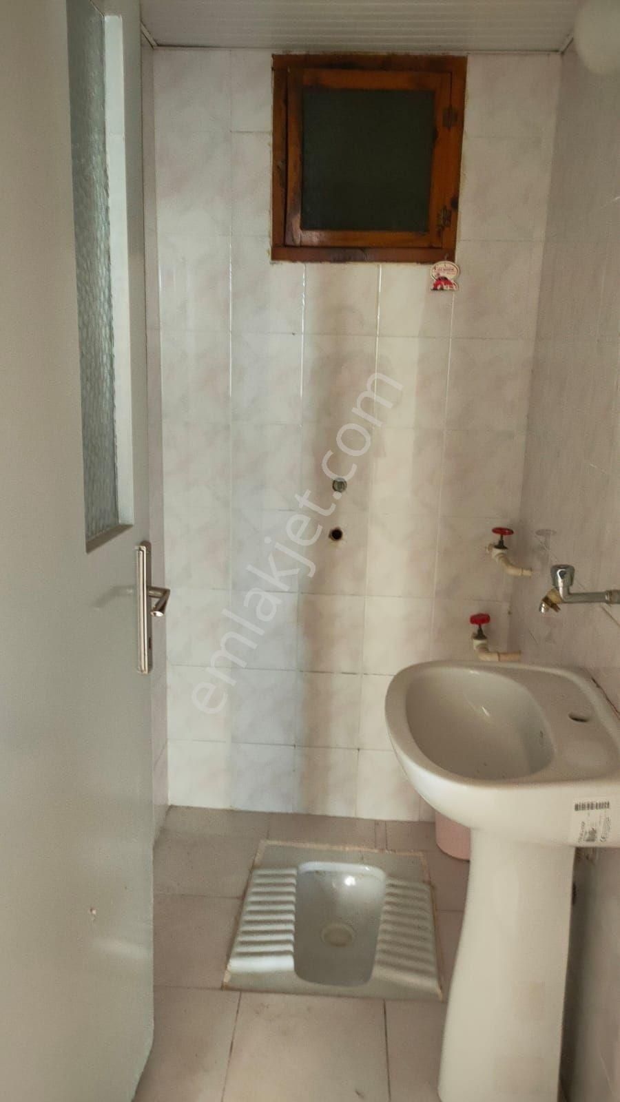 Şehrin Merkezinde - Görsel 8