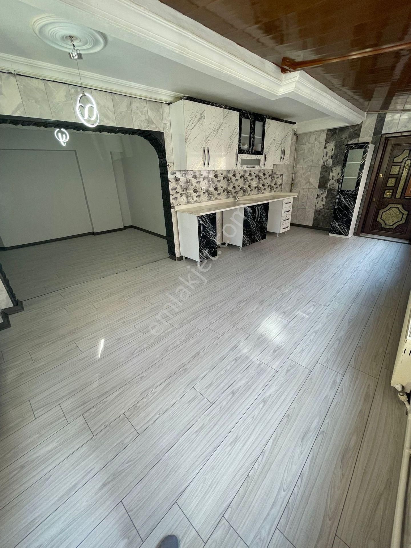 Benliler Emlaktan Kalaba Mah 2+1 Kat Konumunda 2+1 Full Yapılı Satılık Daire - Görsel 3