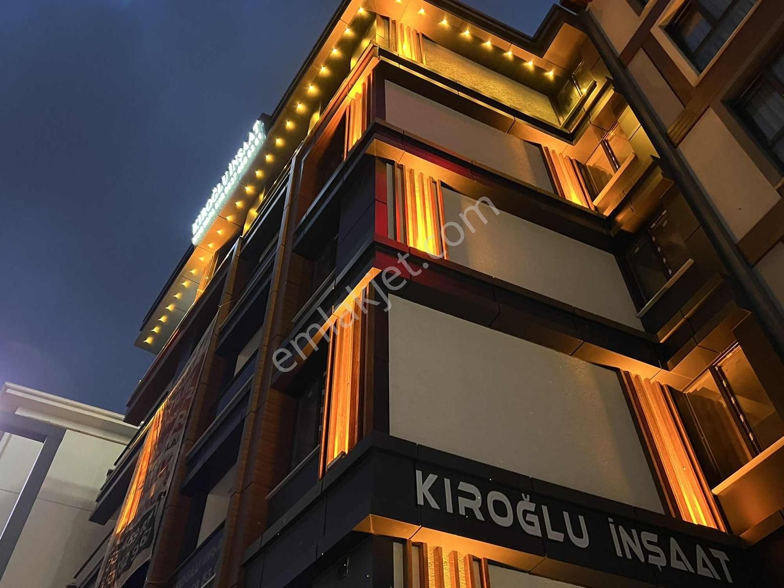 Pegaas'tan E-5'e Cephe Satılık Sıfır 2+1 Ara Kat Daireler