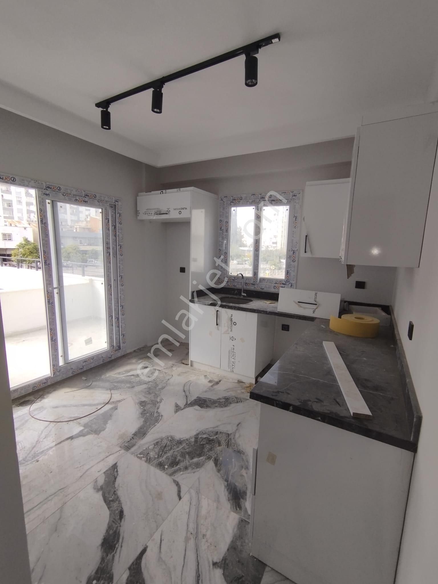 Mavi Bulvar Üzerinde Sitede 3+1 Kapalı Mutfak Sıfır Cazip Daire - Görsel 4