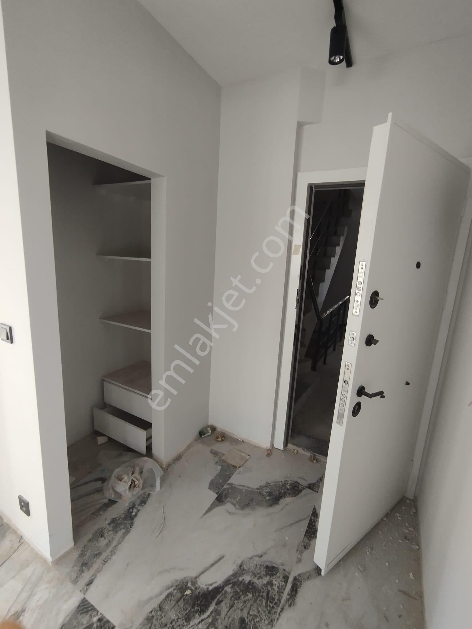 Mavi Bulvar Üzerinde Sitede 3+1 Kapalı Mutfak Sıfır Cazip Daire - Görsel 12