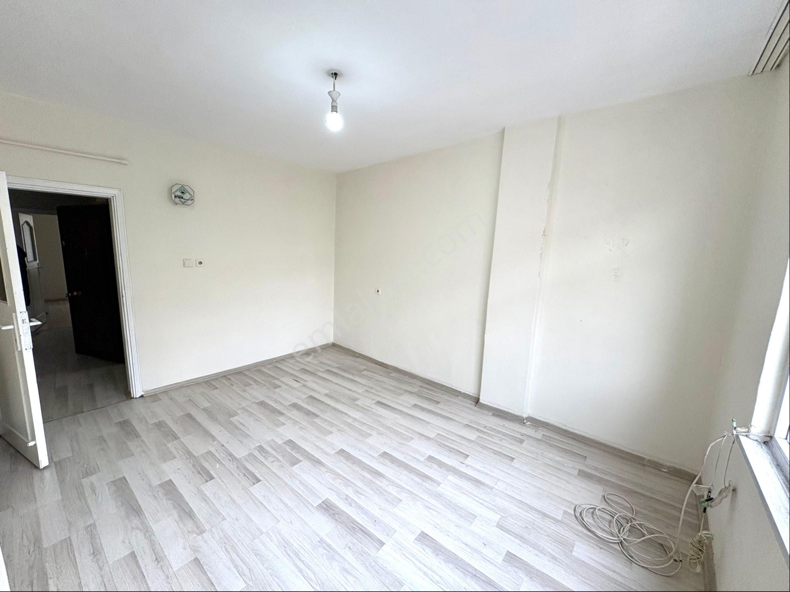 Emir Emlak’dan 2+1 4 Kat Masrafsız Temiz Daire - Görsel 11