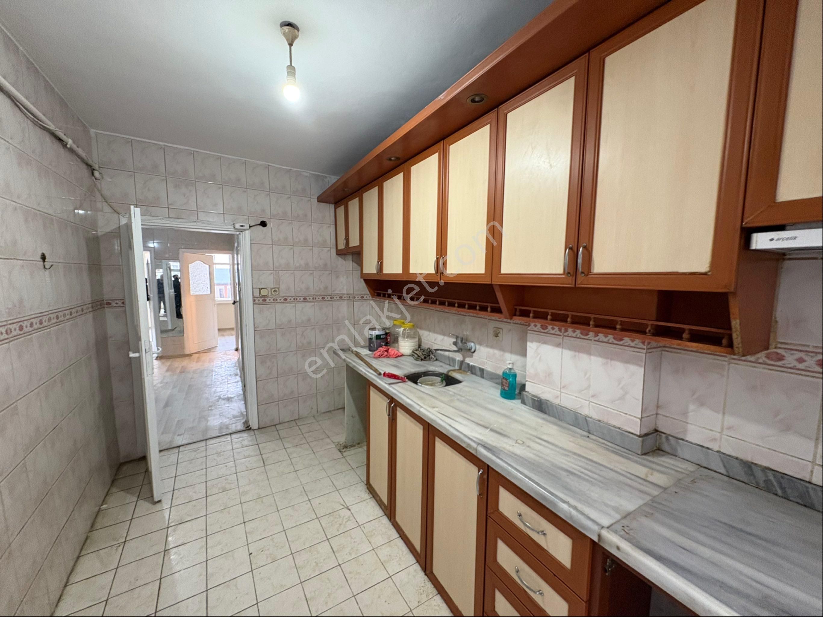 Emir Emlak’dan 2+1 4 Kat Masrafsız Temiz Daire - Görsel 2