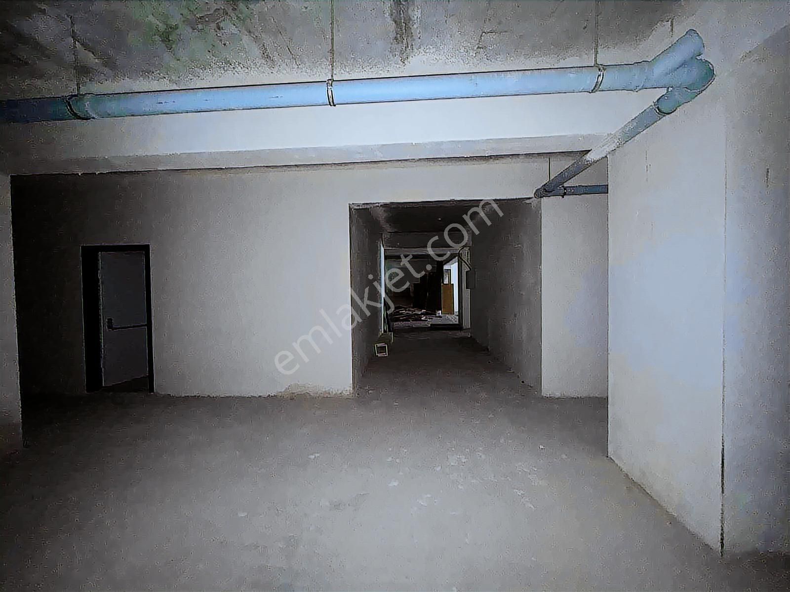 Pegaas'tan Reform Life'da 1225m2 Depolu Düz Giriş Kiralık Dükkan - Görsel 9