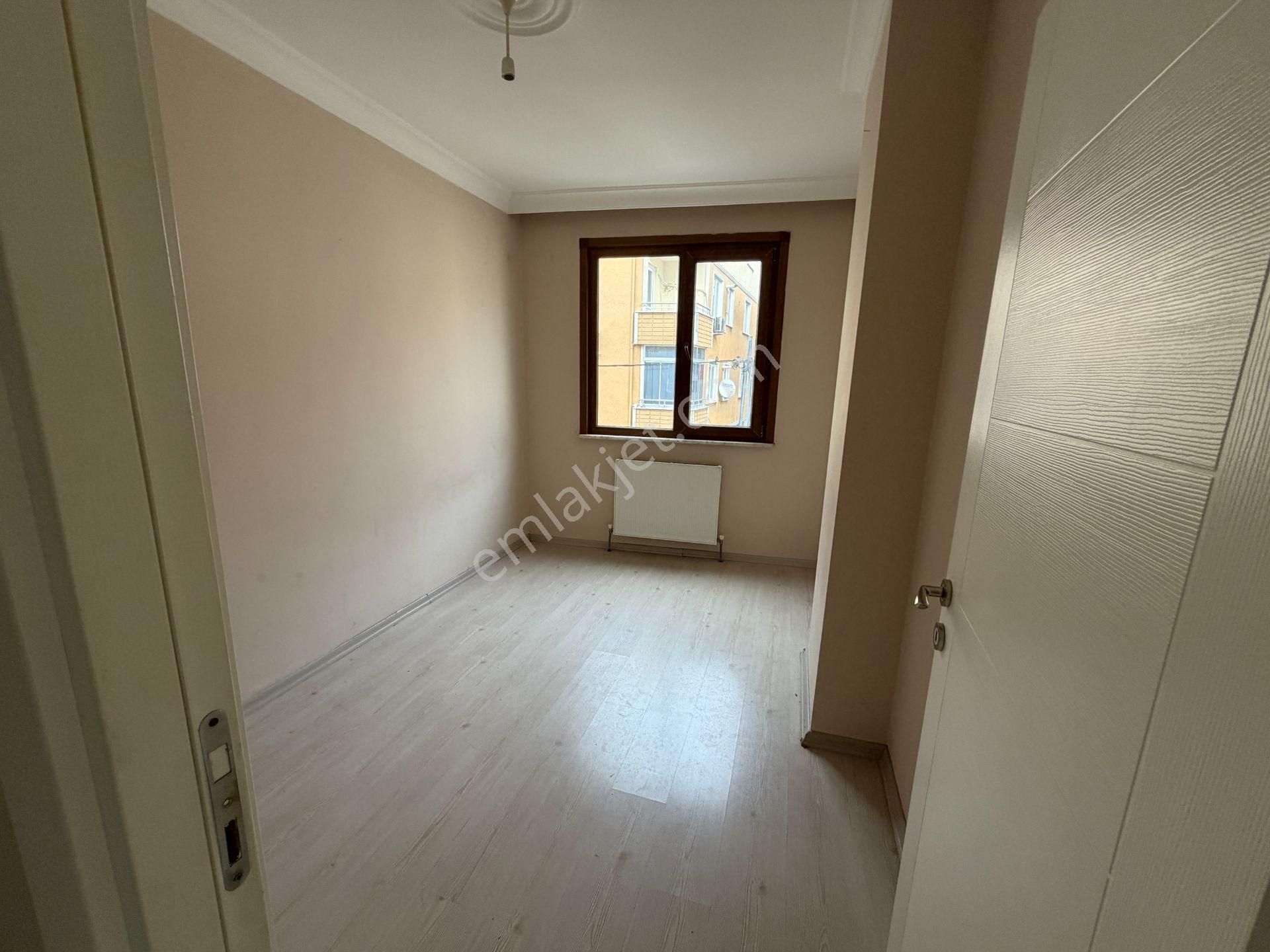 Merkeze Yakın Krediye Uygun 2.kat İskanlı Ve Kombili 2+1 Daire - Görsel 4