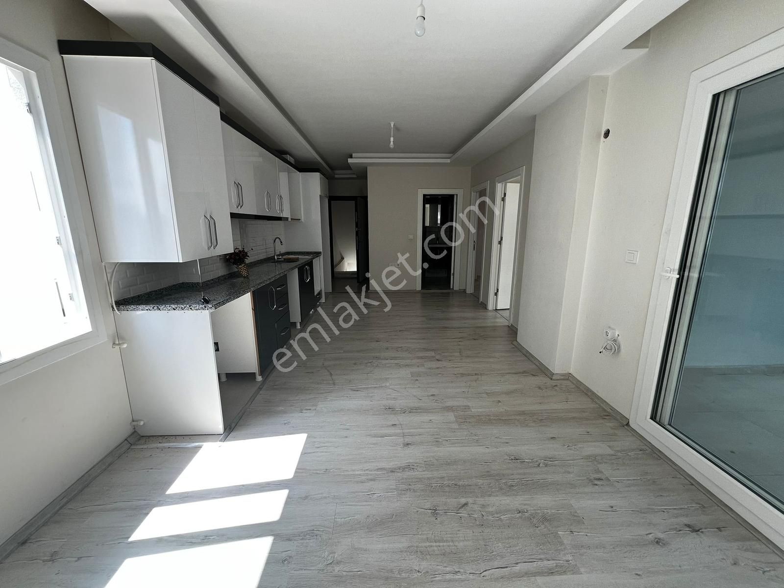 Han Emlak'tan Merkez Mah'de Opel Gedizler Arkası 2+1 Kiralık - Görsel 8