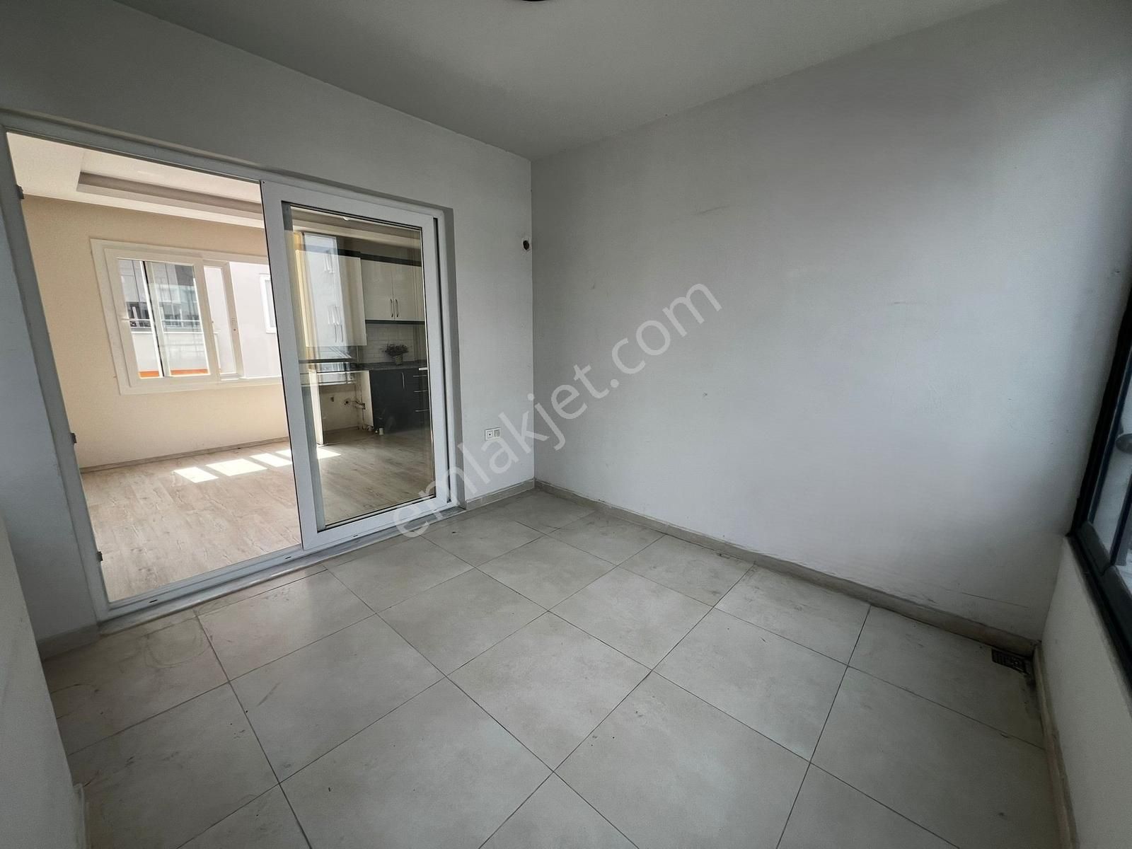 Han Emlak'tan Merkez Mah'de Opel Gedizler Arkası 2+1 Kiralık - Görsel 10