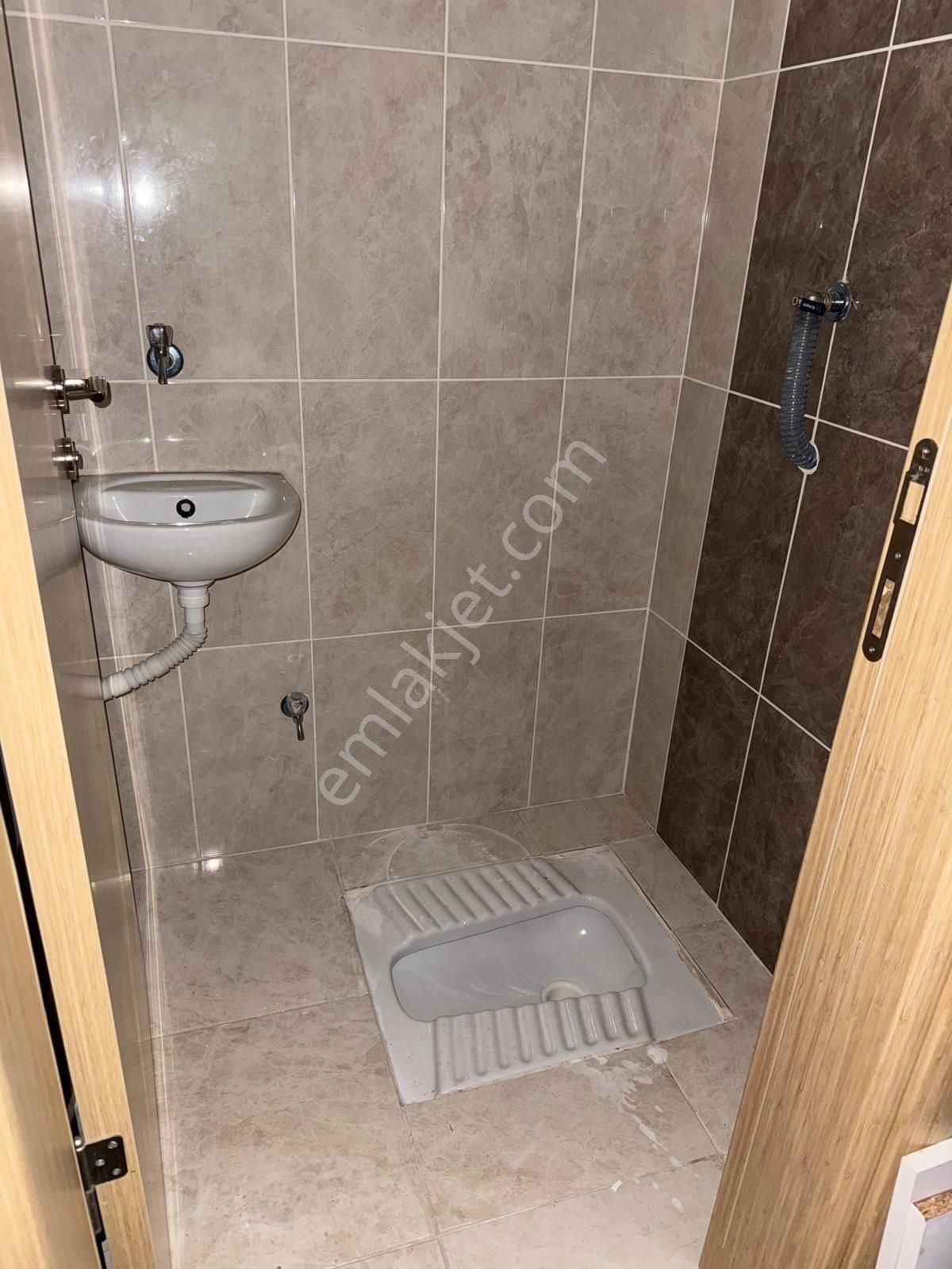 Satılık 2 + 1 90 Metre² Arakat Daıre Gebze Istasyon Mahallesı’nde - Görsel 7