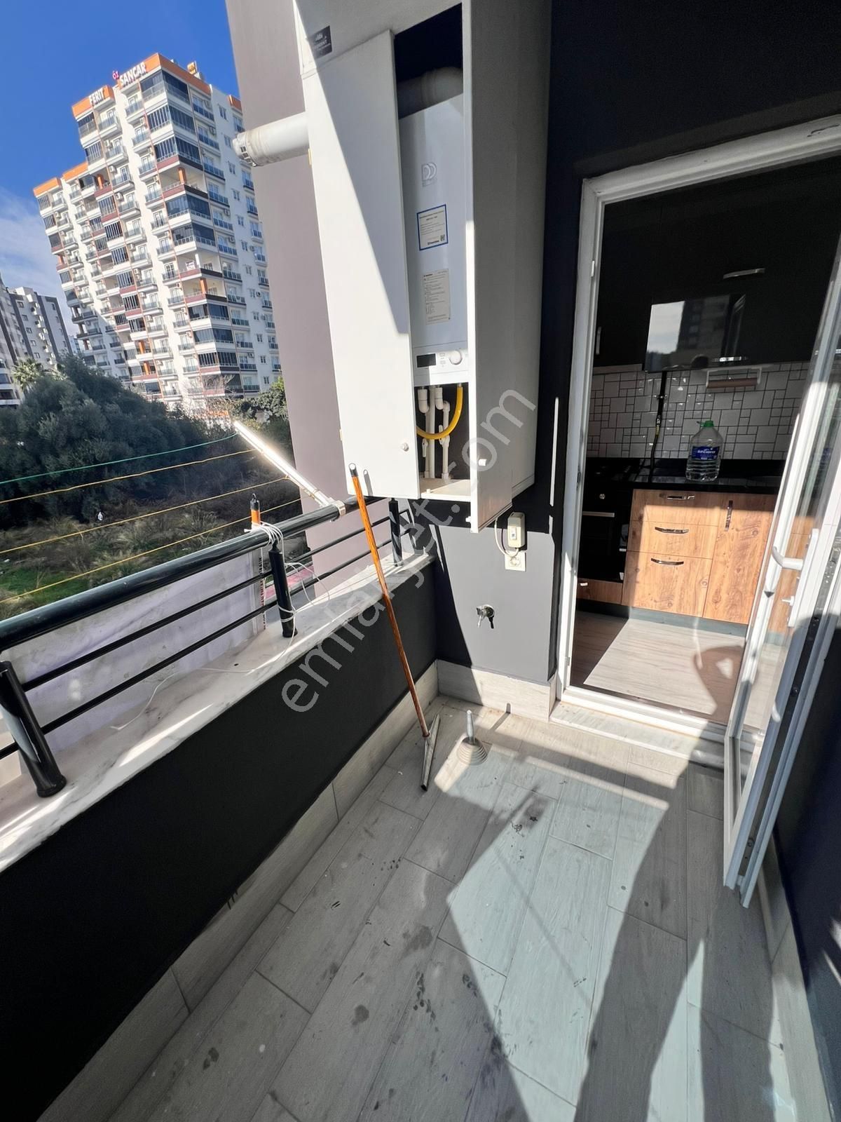 Han Emlak'tan Merkez Mah'de Doğalgazlı 1+1 Kiralık - Görsel 10