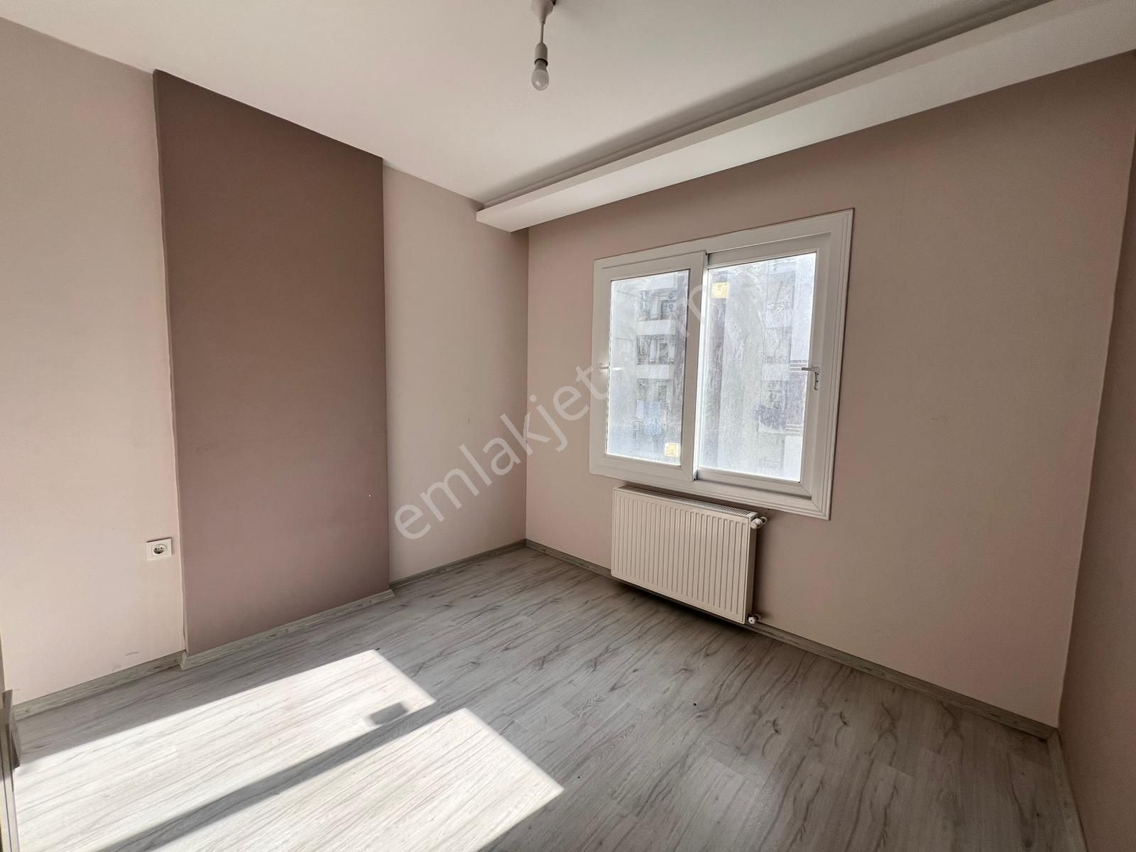 Han Emlak'tan Merkez Mah'de Doğalgazlı 1+1 Kiralık - Görsel 8